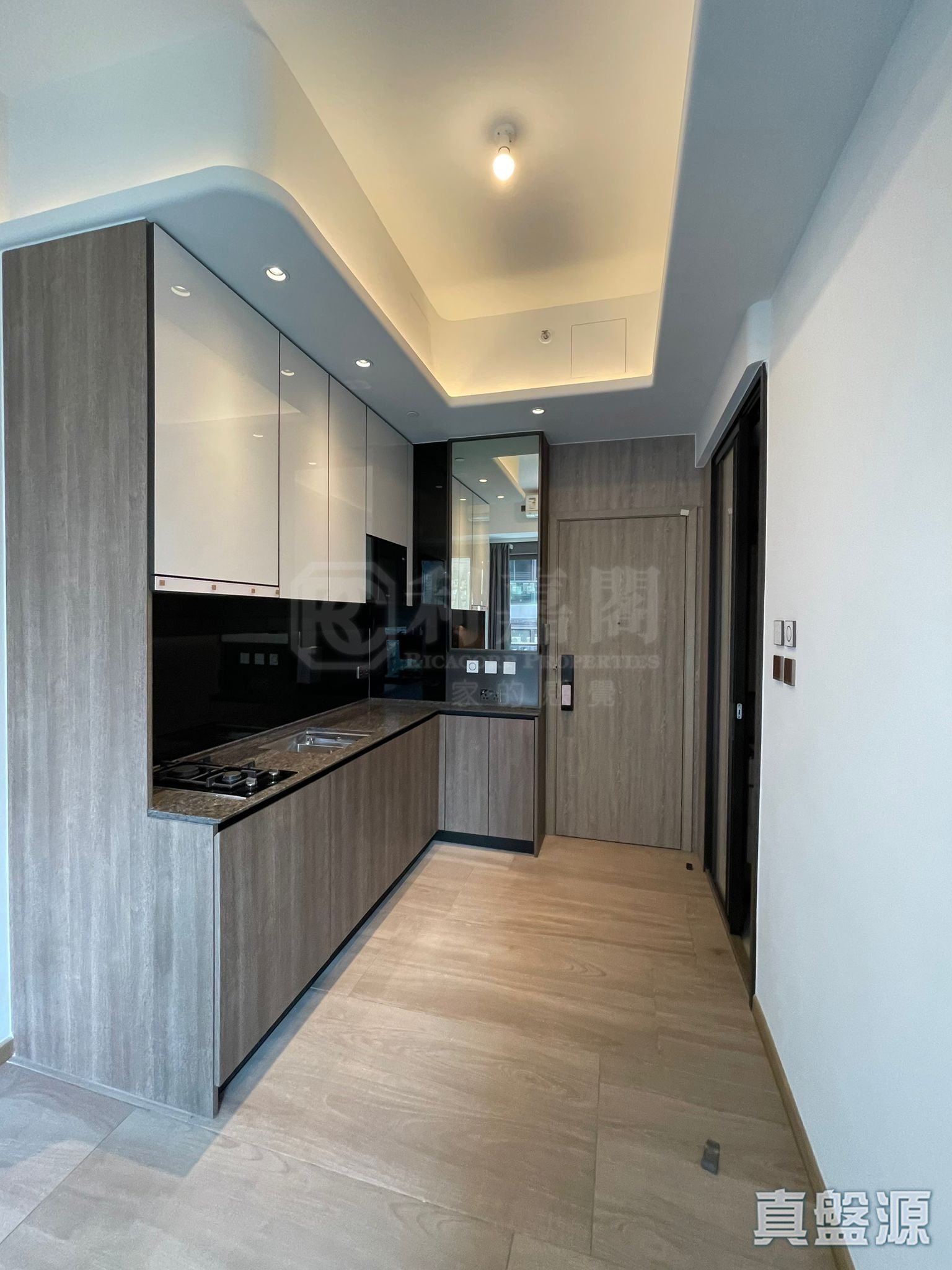 TWO．ARTLANE Medium Floor Zone Flat H Central/Sheung Wan/Western District