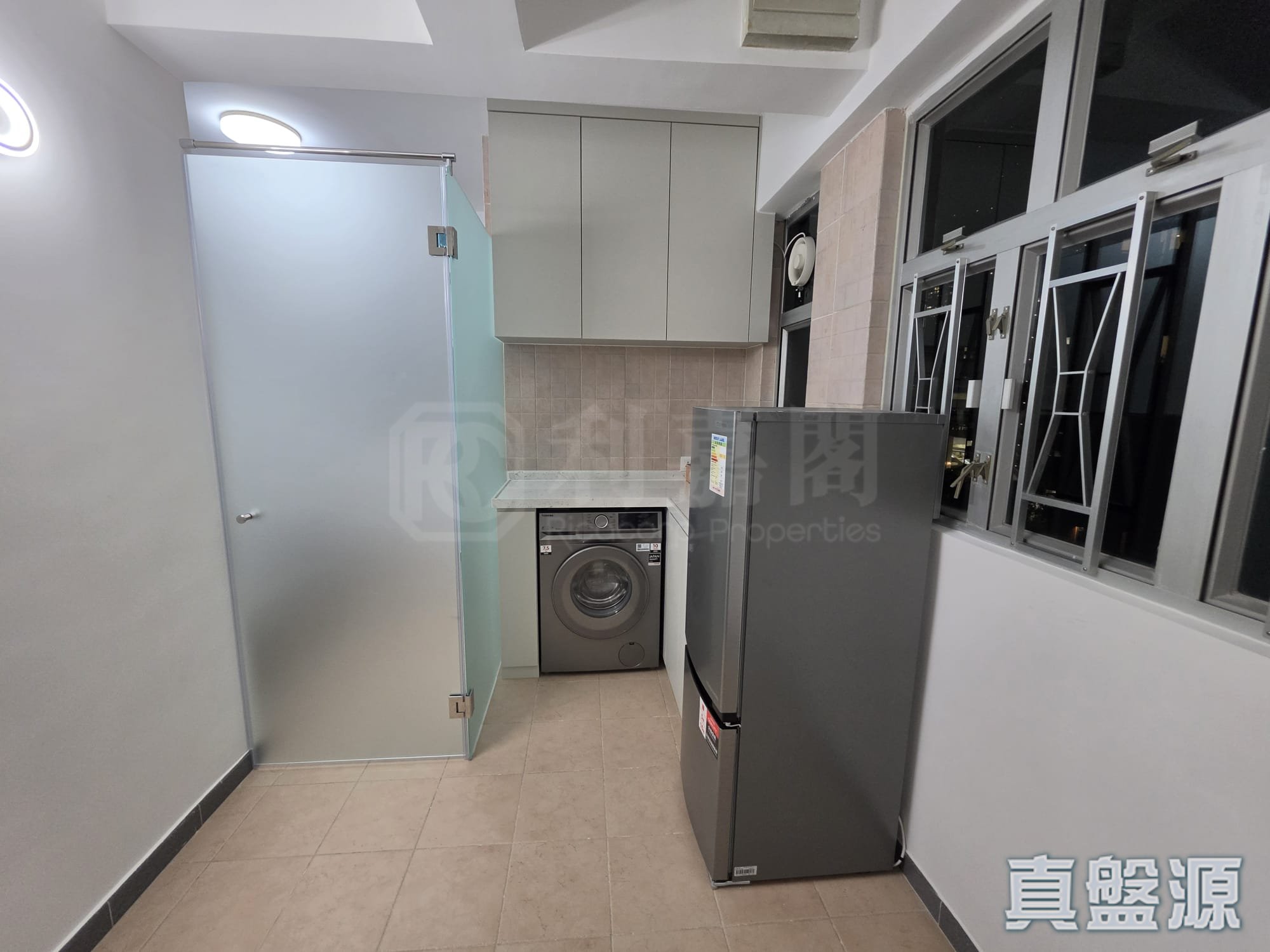 POGA BUILDING Very High Floor Zone Flat C Central/Sheung Wan/Western District