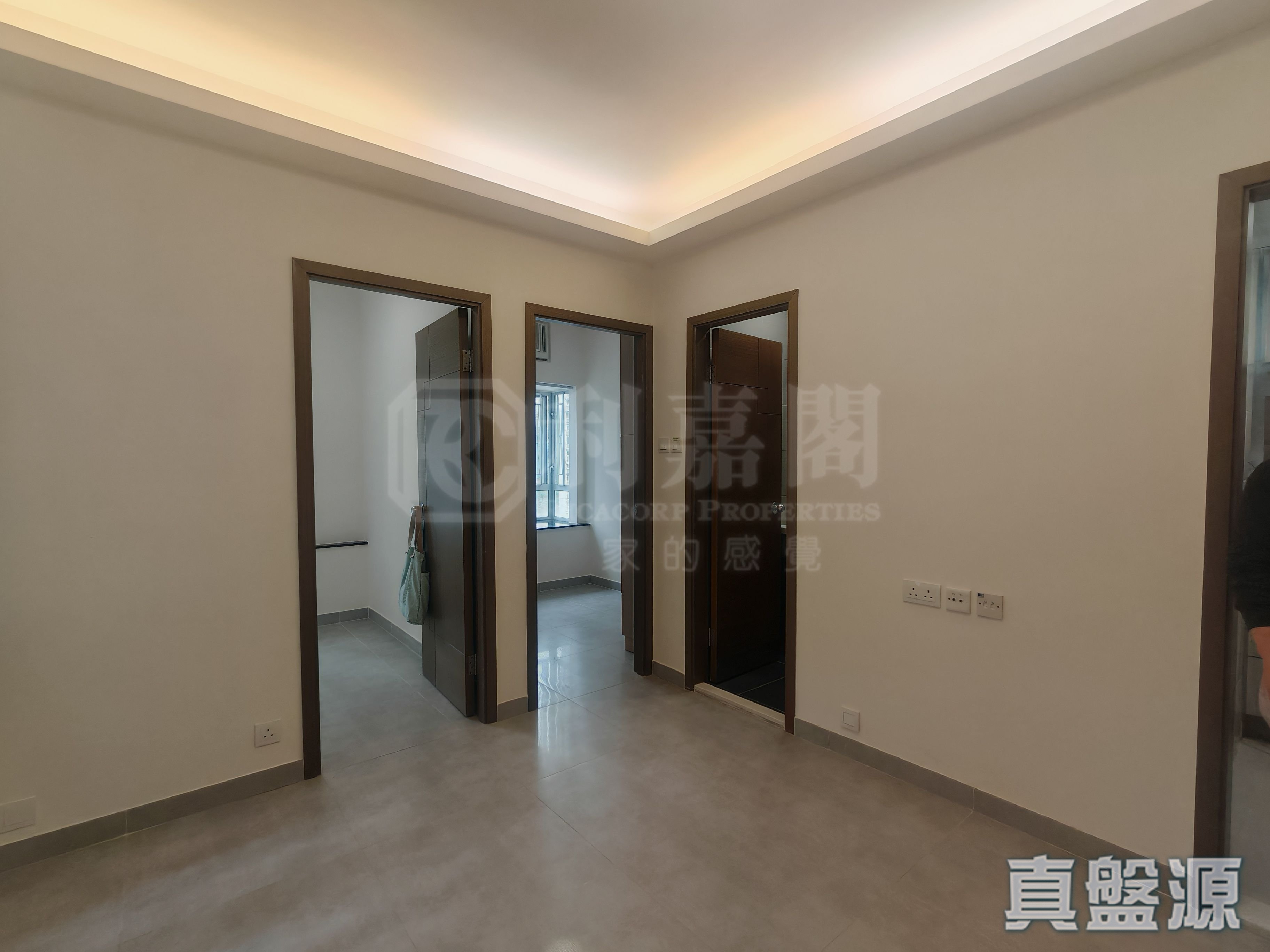TSING YI GARDEN BLOCK 1 Medium Floor Zone Flat B Tsing Yi