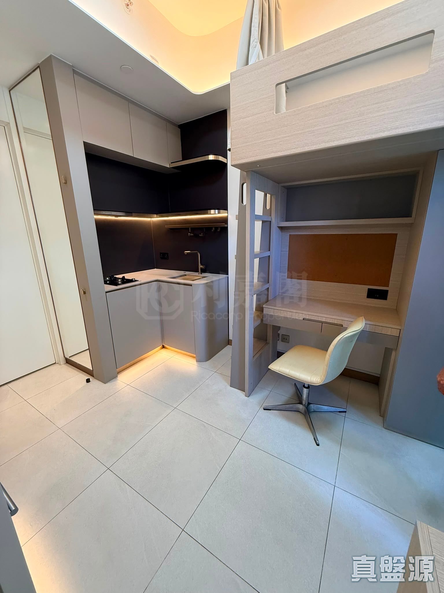 BAKER CIRCLE ONE PHASE 1 - Baker Circle ‧ Dover Low Floor Zone Flat M Hung Hom/Whampoa/Laguna Verde