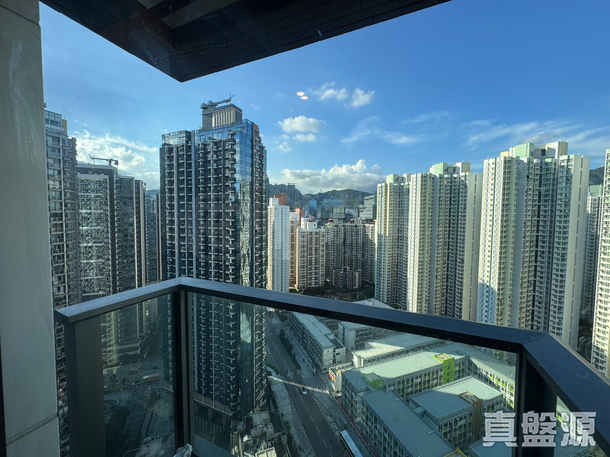 VICTORIA SKYE OCEAN WAVES TOWER 2 High Floor Zone Flat F To Kwa Wan/Kowloon City/Kai Tak/San Po Kong