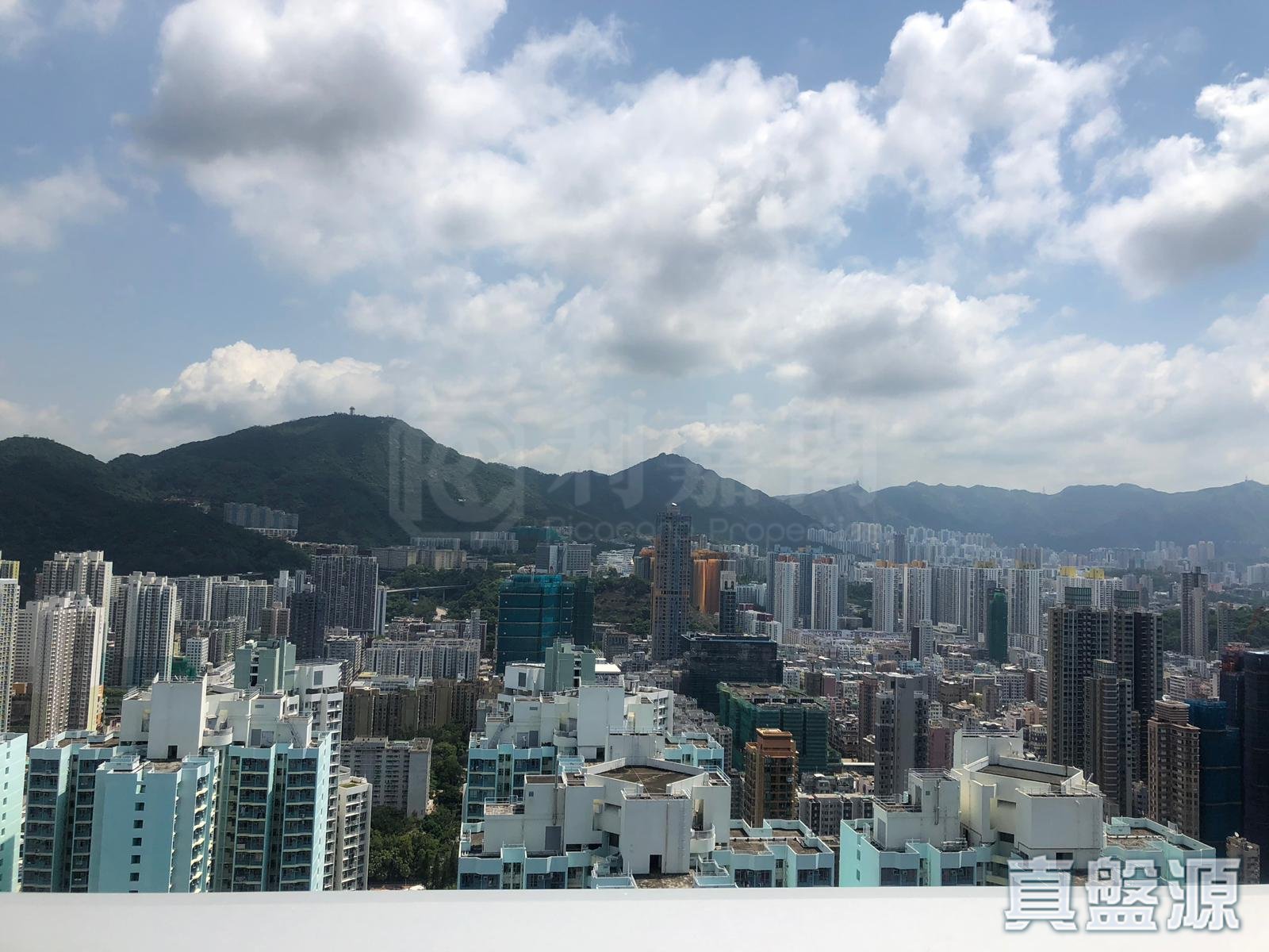 CULLINAN WEST PHASE 3 CULLINAN WEST II - Tower 5b Very High Floor Zone Flat G Olympic Station/Nam Cheong