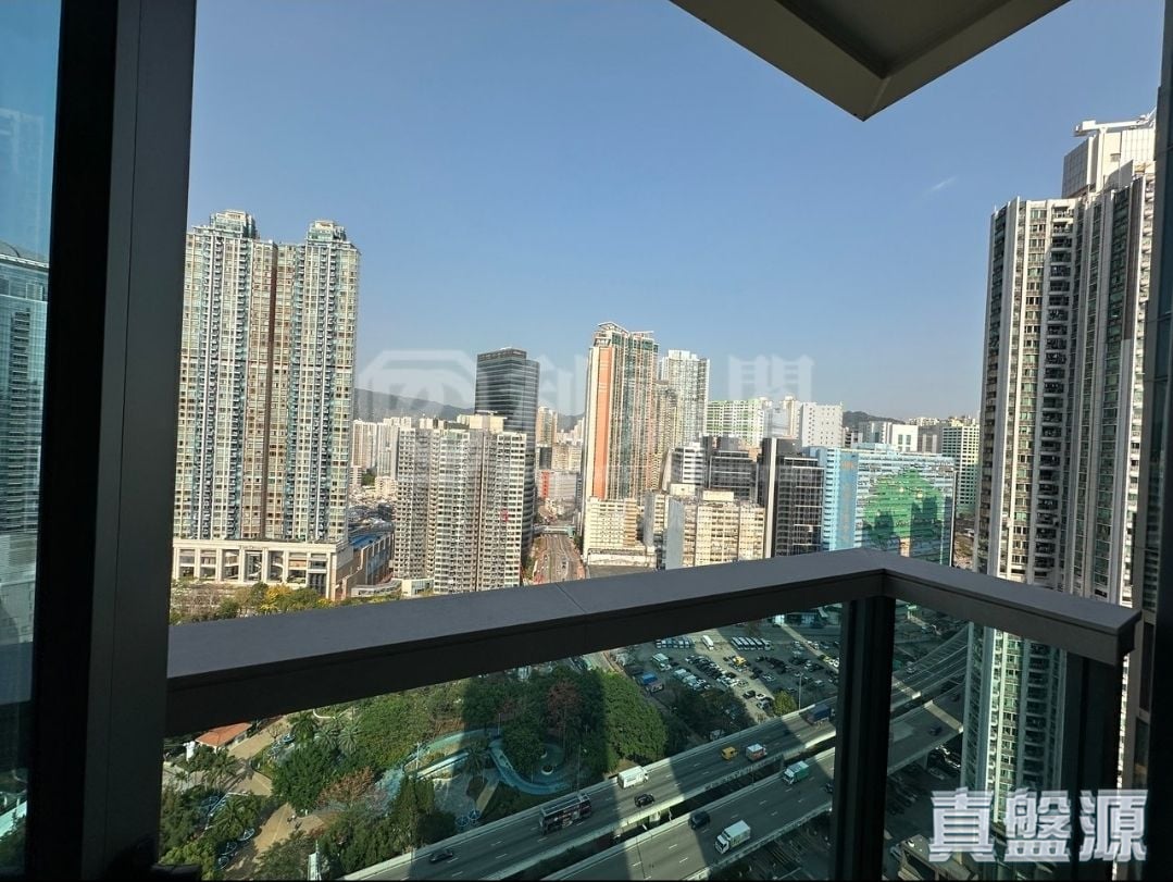 柏傲灣 1B座 高層 D室 荃灣