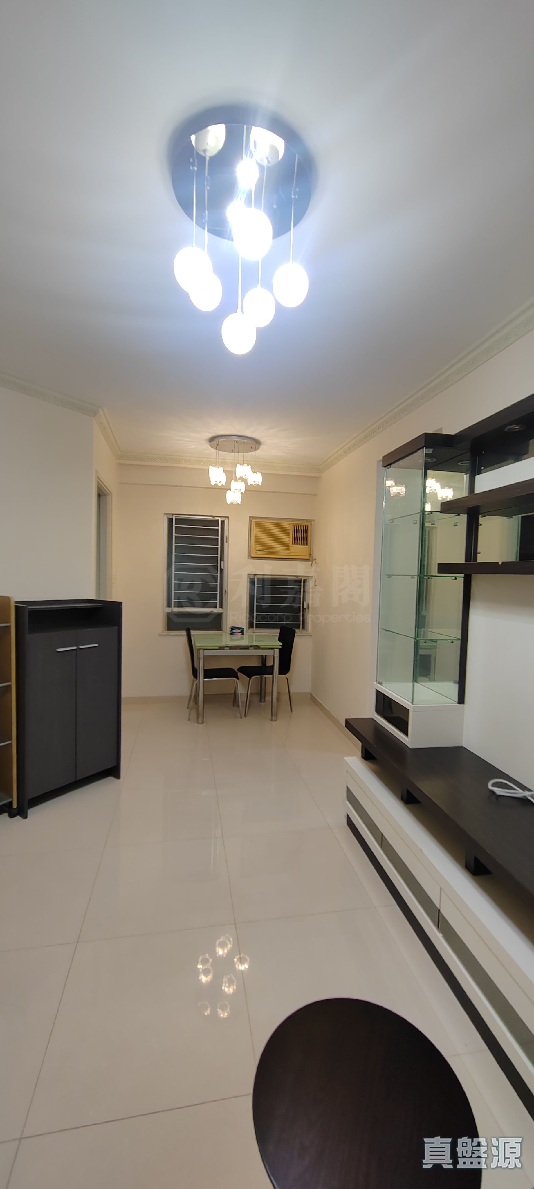 KINGSWOOD VILLAS PHASE 1 LOCWOOD COURT - Block 13 Medium Floor Zone Flat F Tin Shui Wai