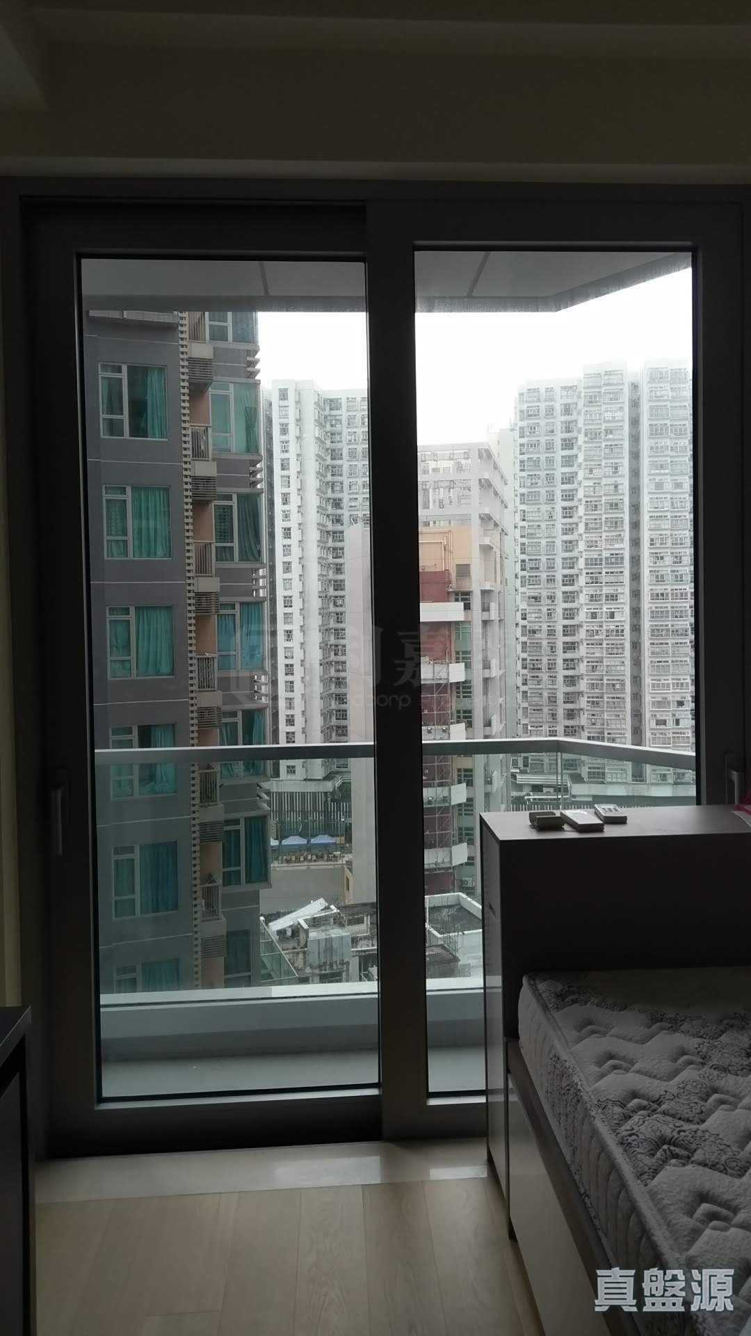 ISLAND RESIDENCE 中層 B室 西灣河/筲箕灣
