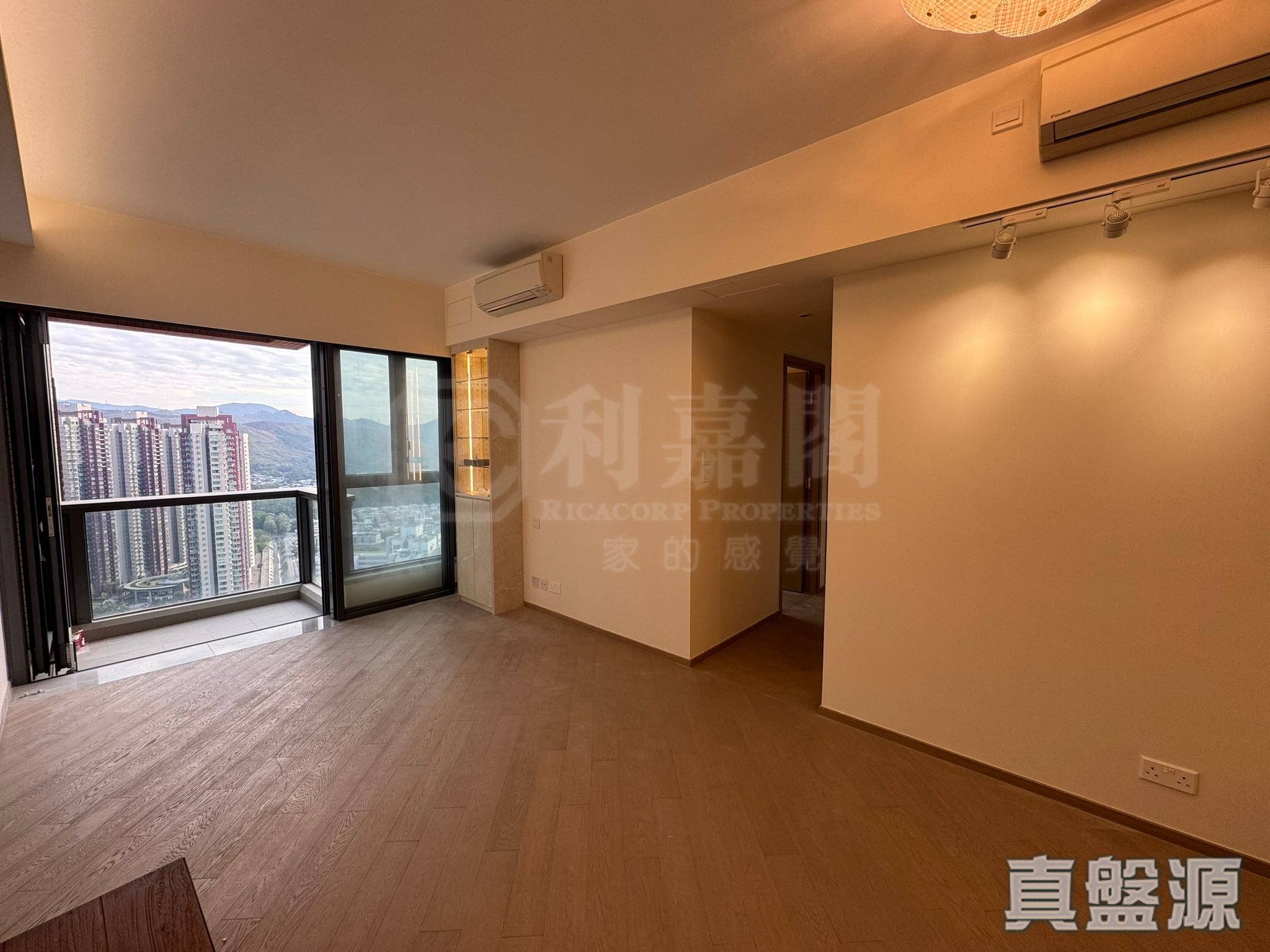 THE YOHO HUB PHASE C THE YOHO HUB II - Tower 6 High Floor Zone Flat G Yuen Long
