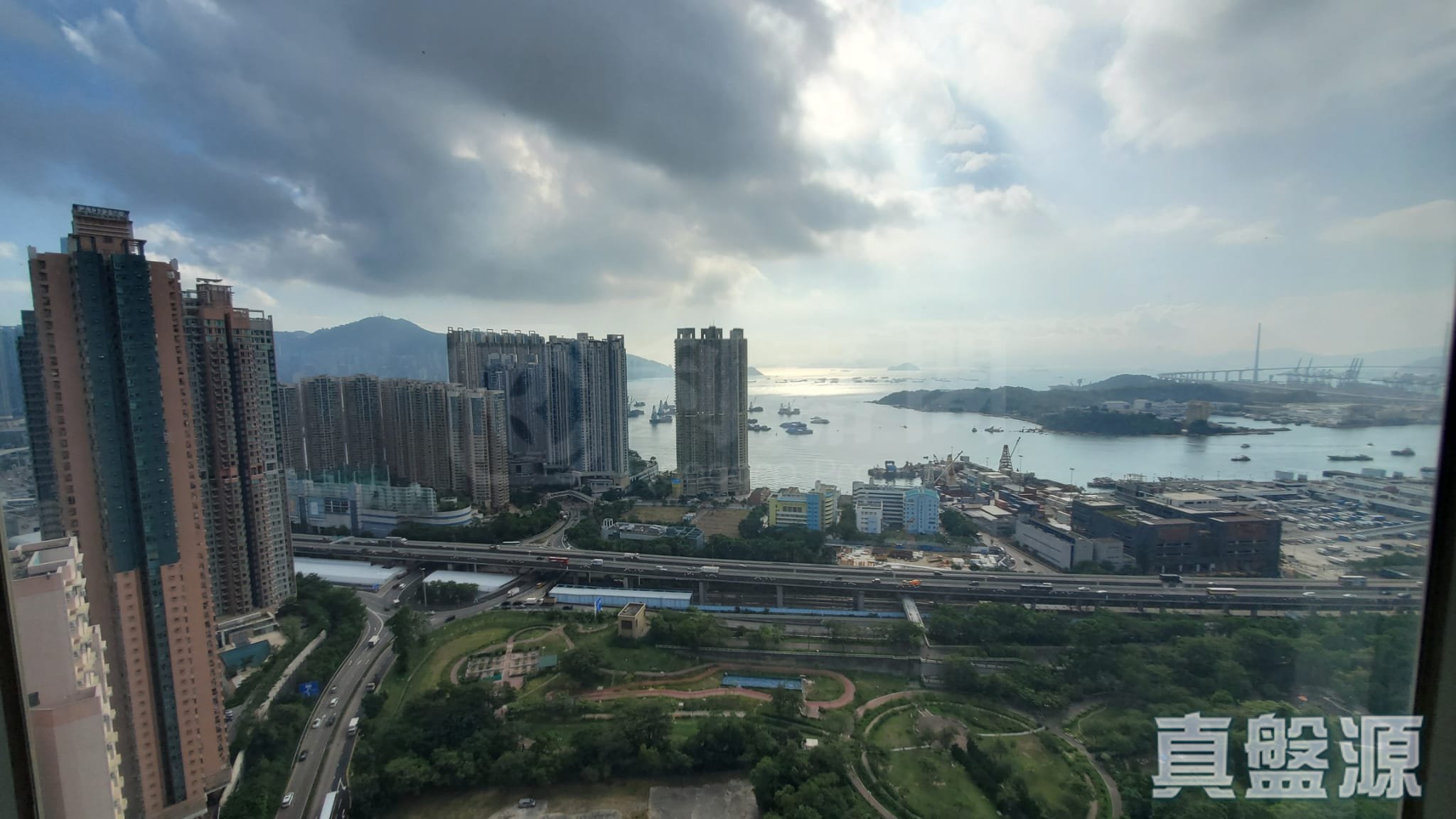 港湾豪庭 1期 1座 极高层 D室 奥运站/南昌