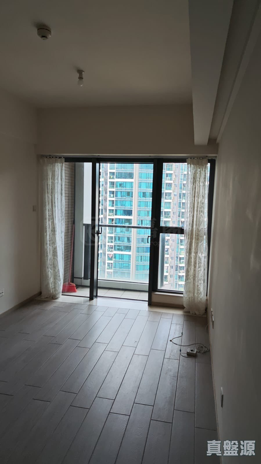 天晉 IIIA 1A座 高層 D室 將軍澳