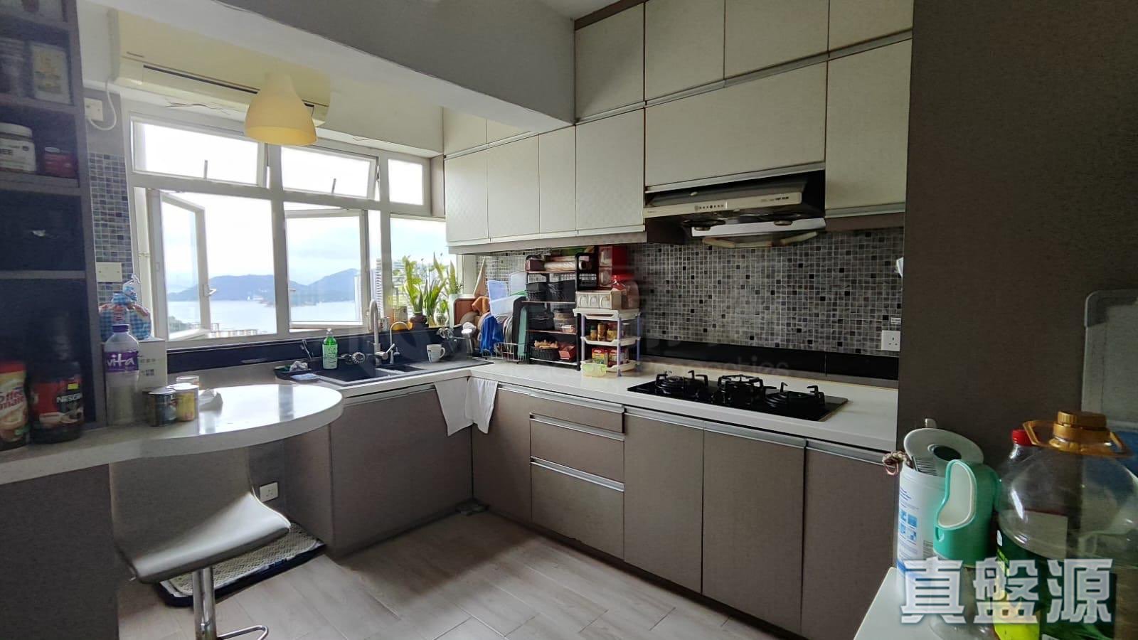 BAGUIO VILLA BLOCK 26 Very High Floor Zone Flat B Pok Fu Lam