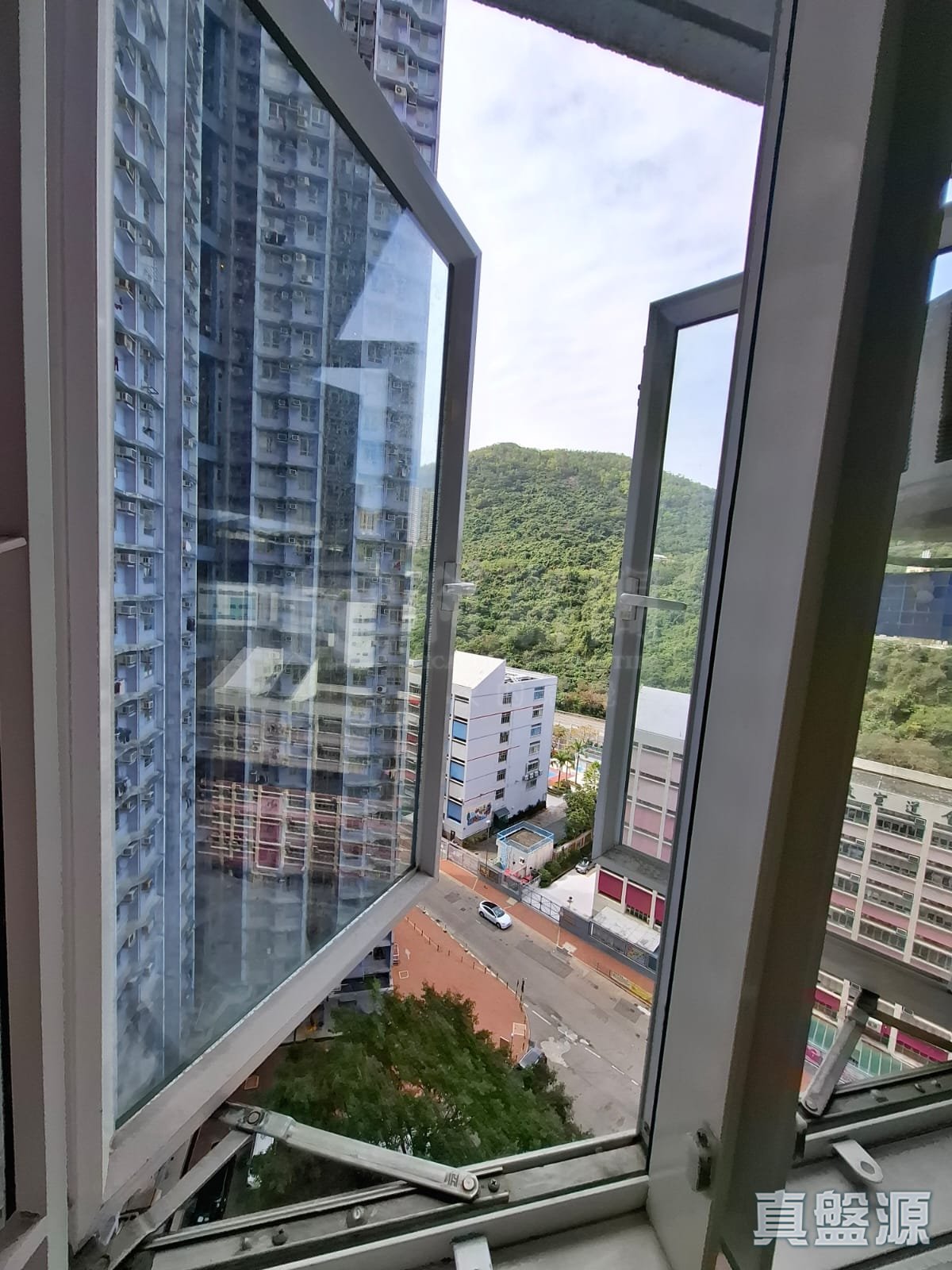 寶明苑 寶松閣 (A座) 中層 13室 將軍澳