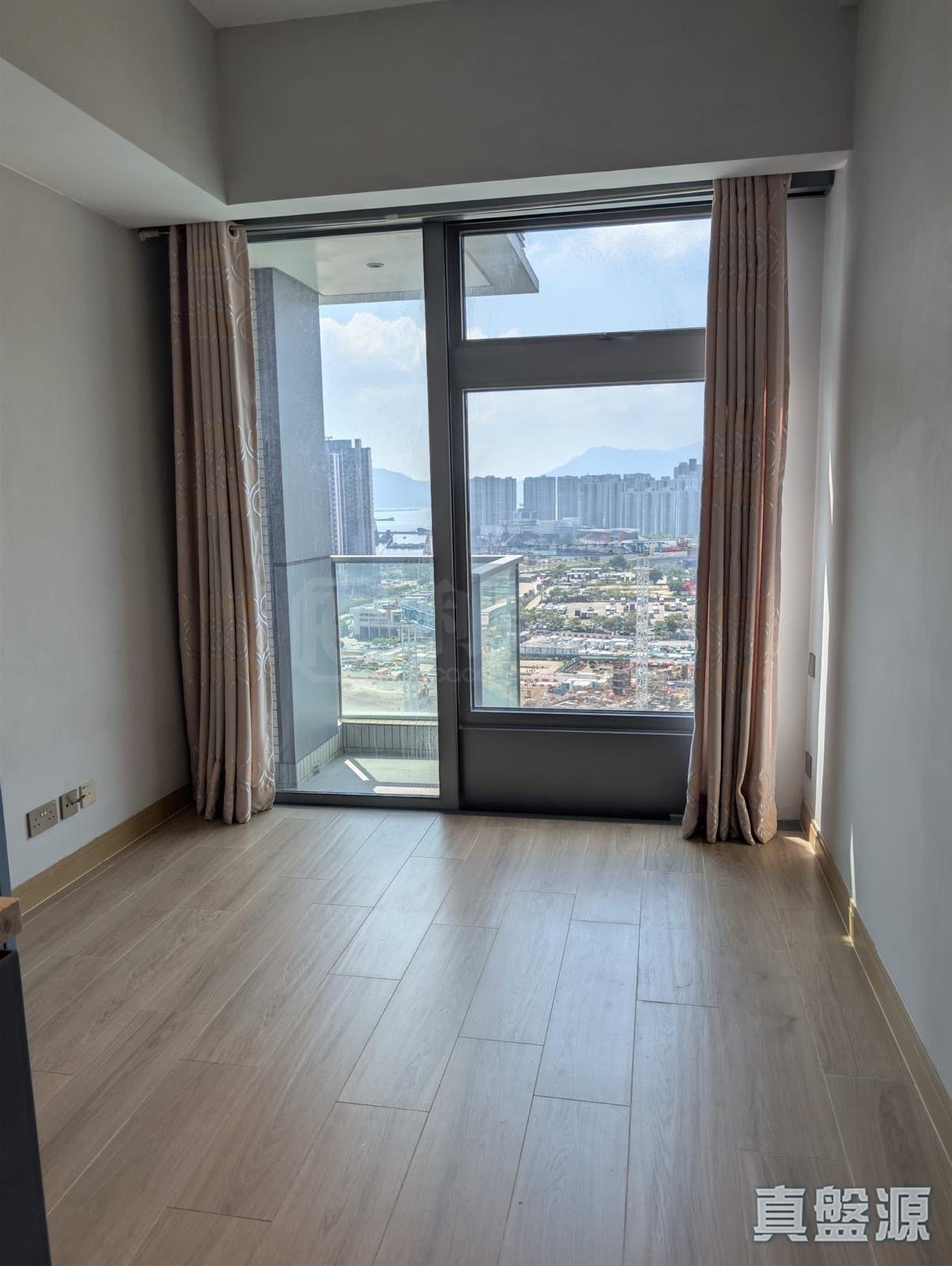THE ESPLANADE High Floor Zone Flat K Tuen Mun