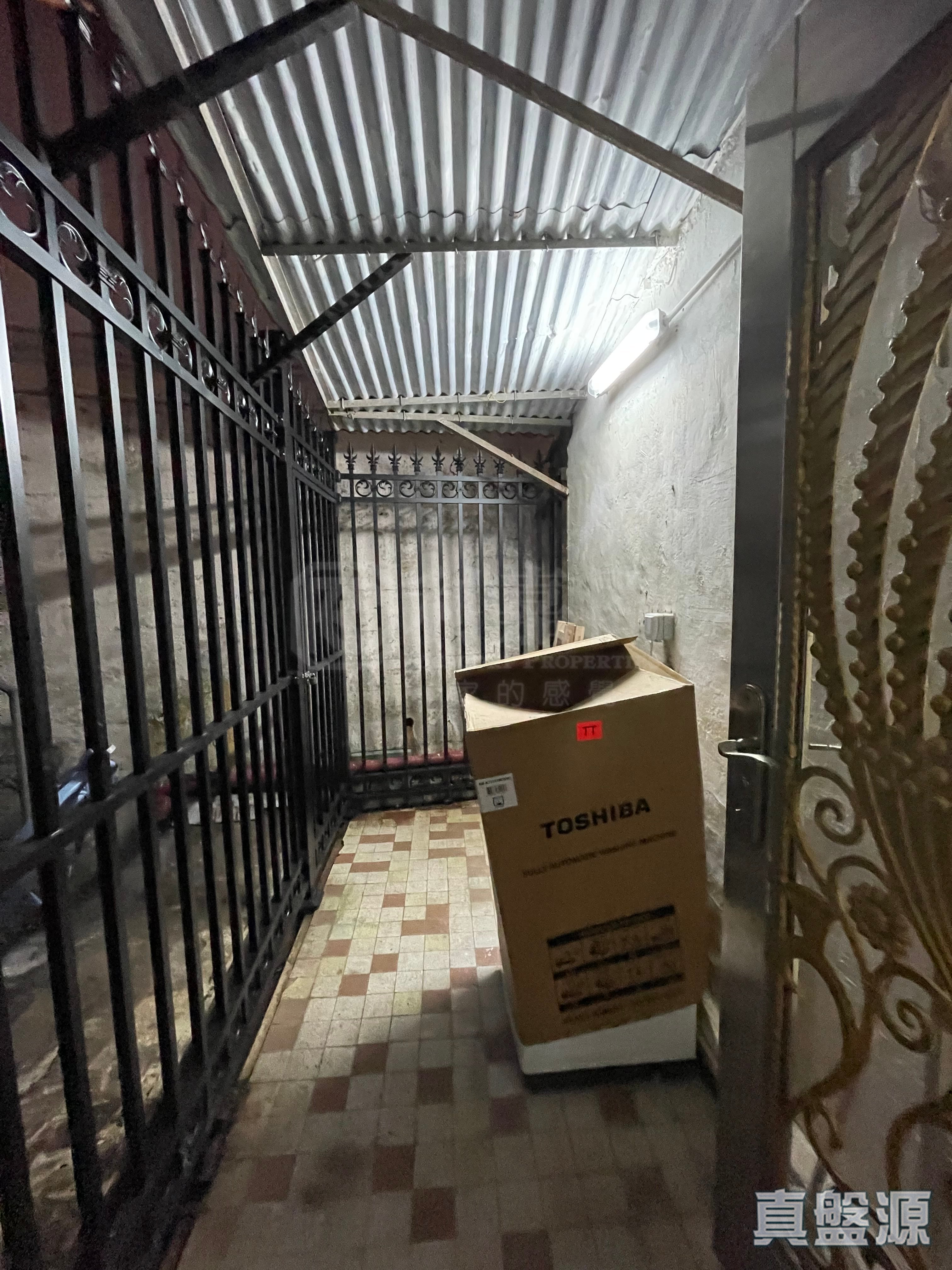 兴华楼 A座 低层 A4室 西半山