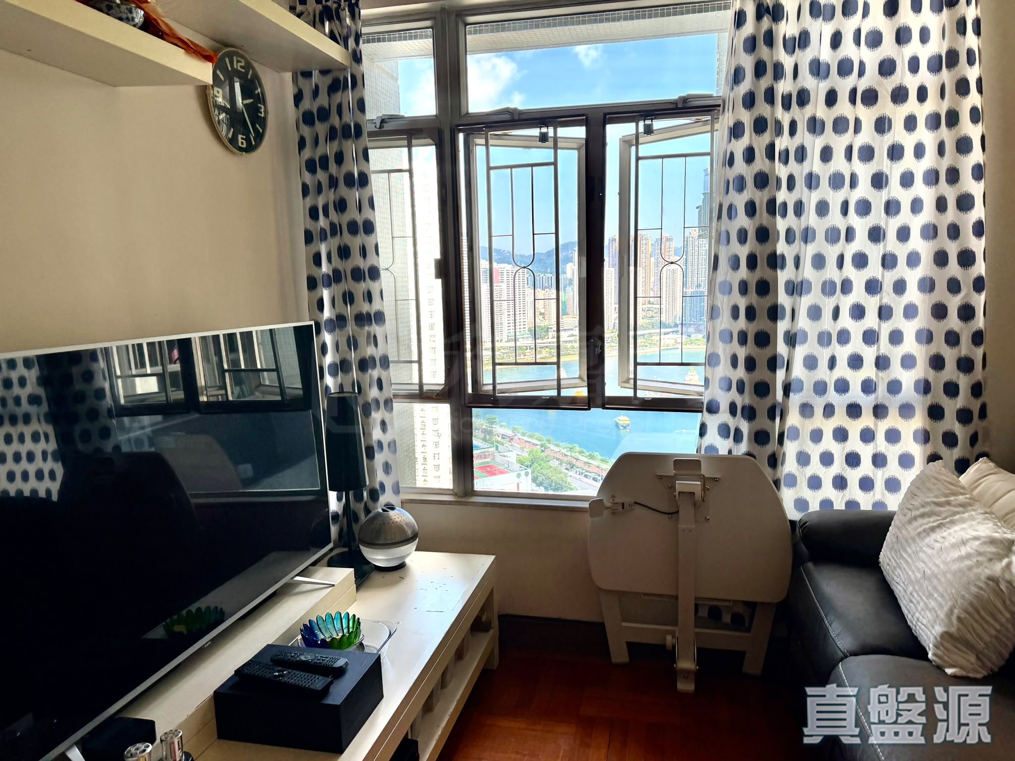 GREENVIEW COURT BLOCK 2 Very High Floor Zone Flat C Tsuen Wan