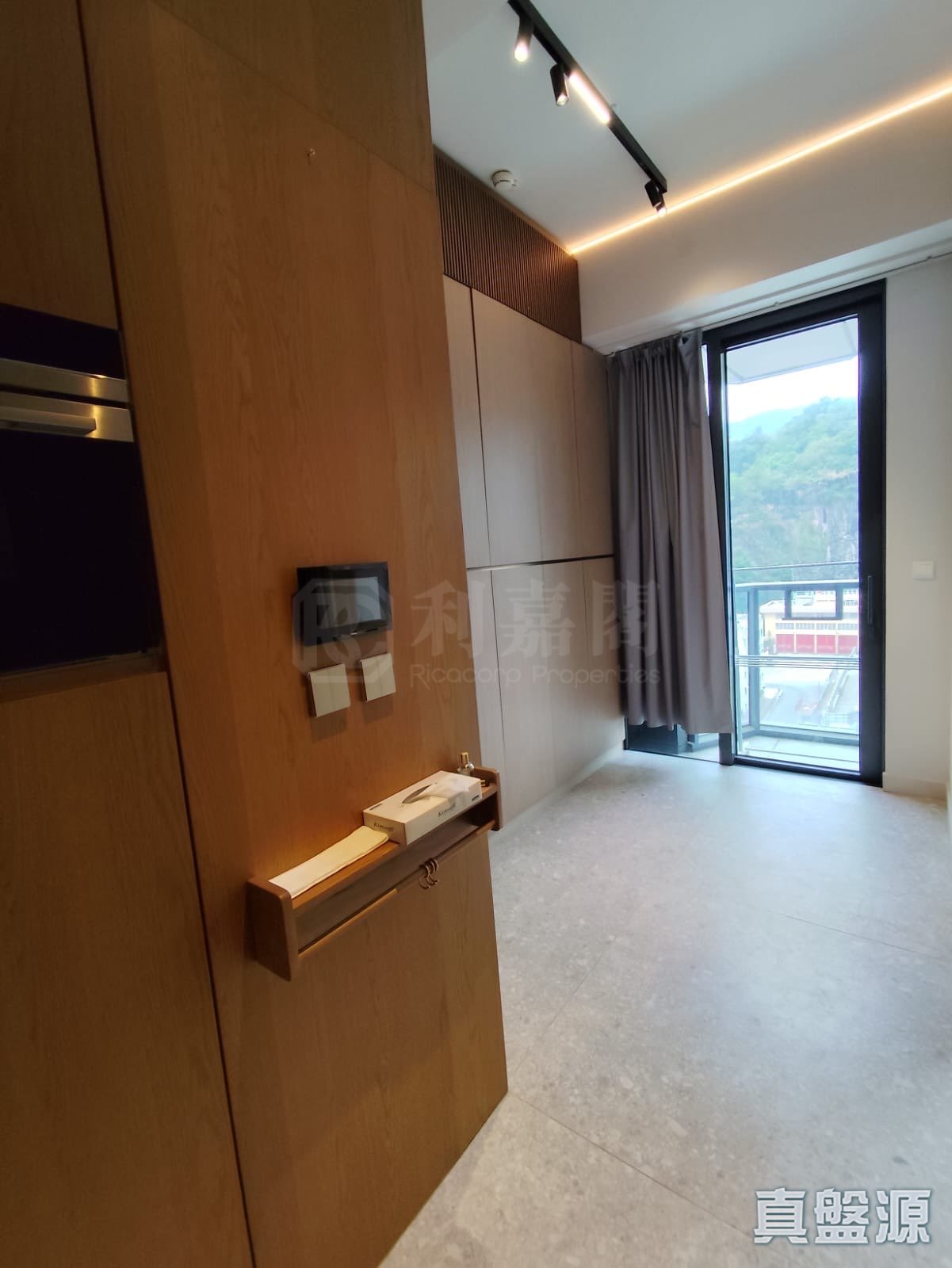 THE HOLBORN TOWER B Medium Floor Zone Flat B3 Sai Wan Ho/Shau Kei Wan