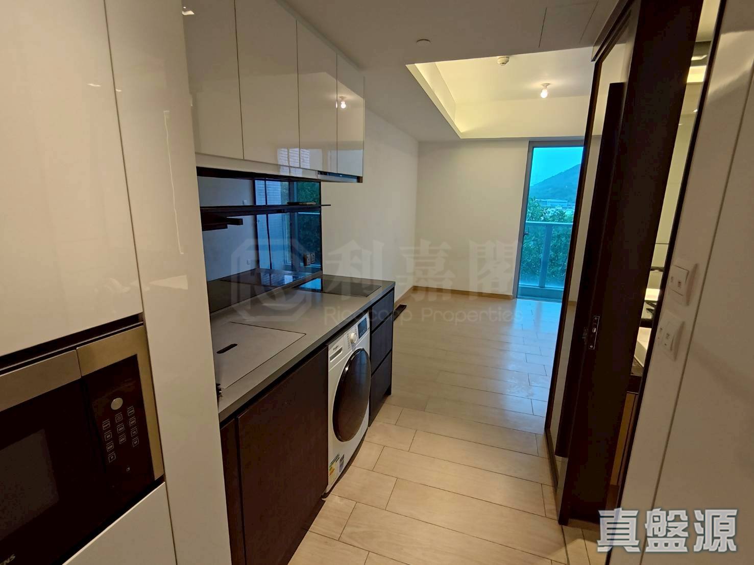 峻峦 2C期 PARK YOHO MILANO 32B座 低层 F室 元朗