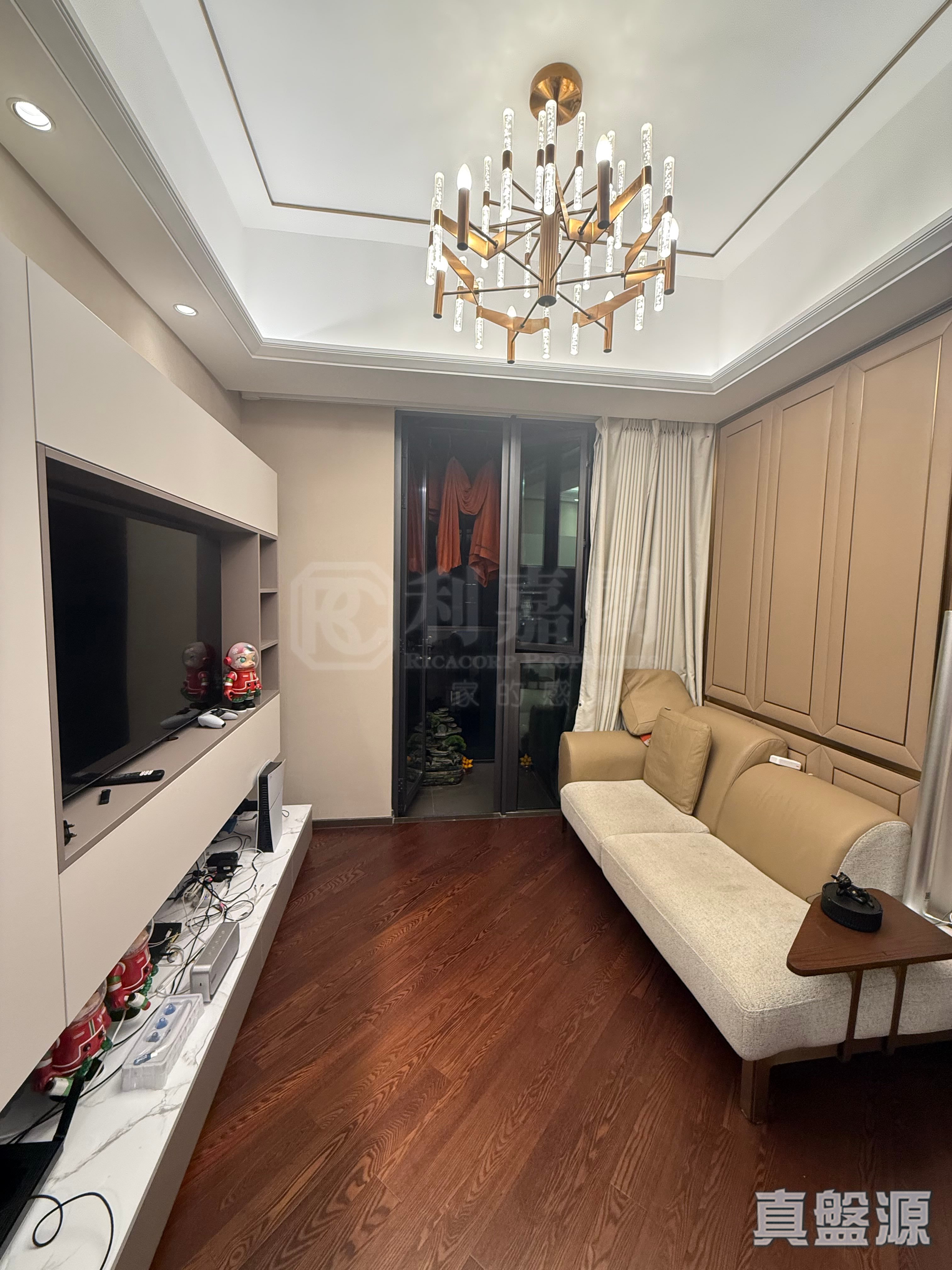 睿峰 西翼 極高層 H室 西九龍