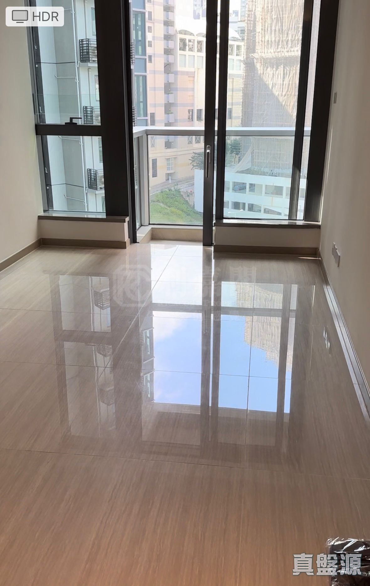 港島南岸 1期 晉環 2座 (2B) 低層 E室 黃竹坑/深灣