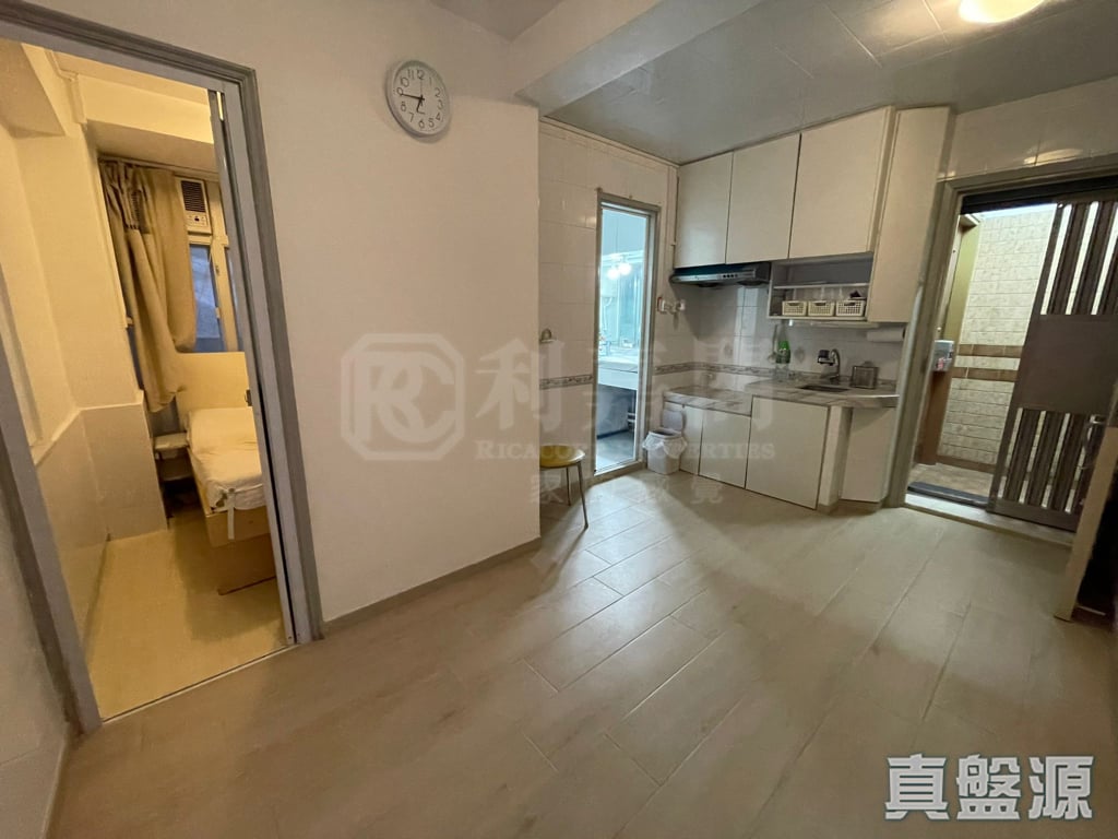 明暉大廈 A座 低層 1室 北角/北角半山