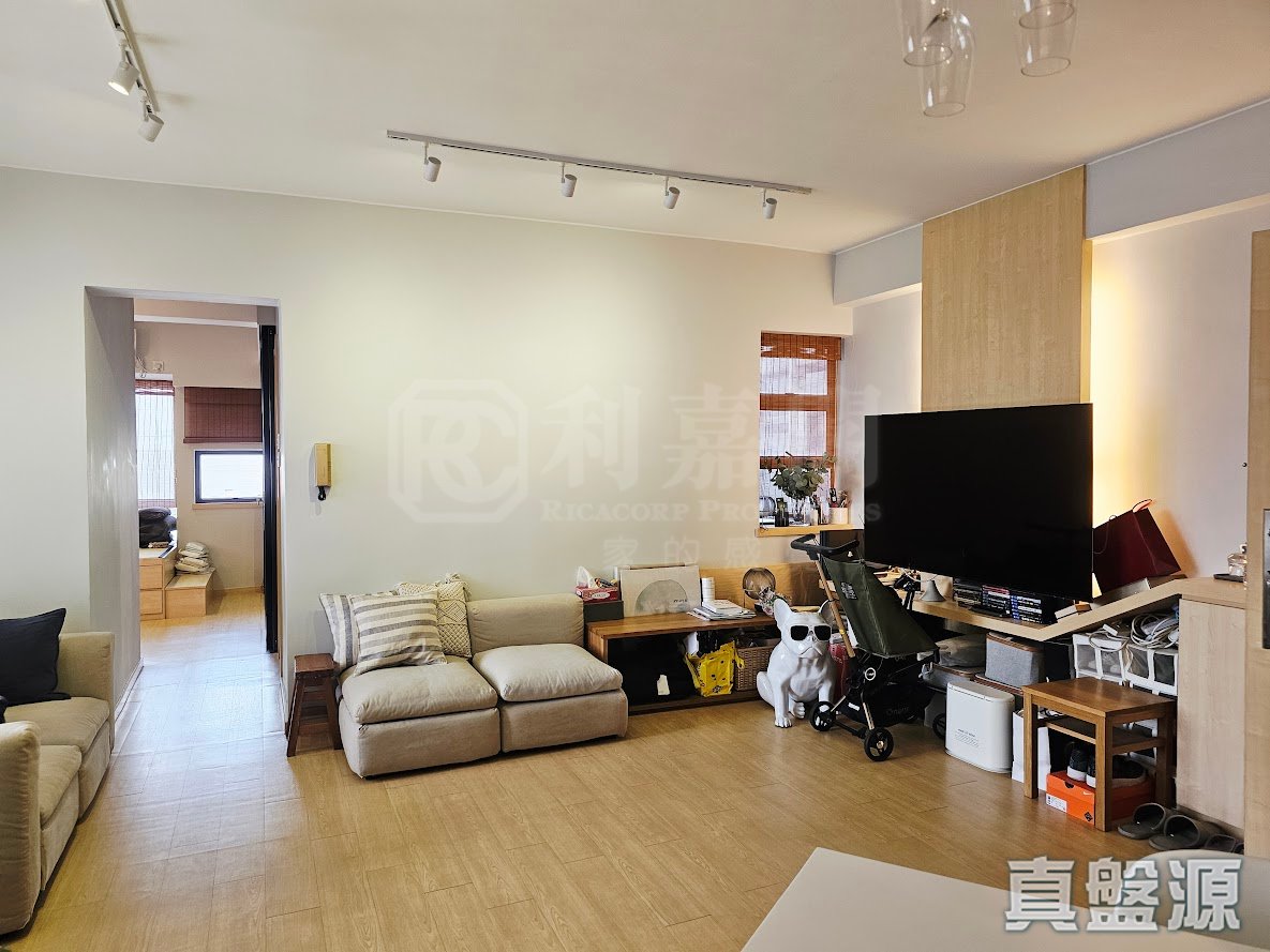 FORTRESS METRO TOWER TOWER A Very High Floor Zone Flat 2 North Point/North Point Mid-Levels