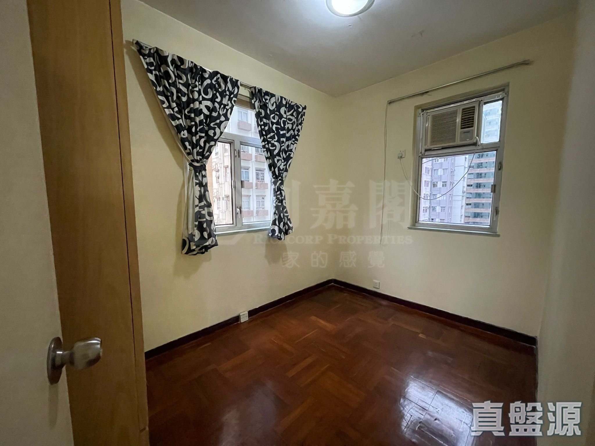 健威花园 D座 中层 7室 北角/北角半山