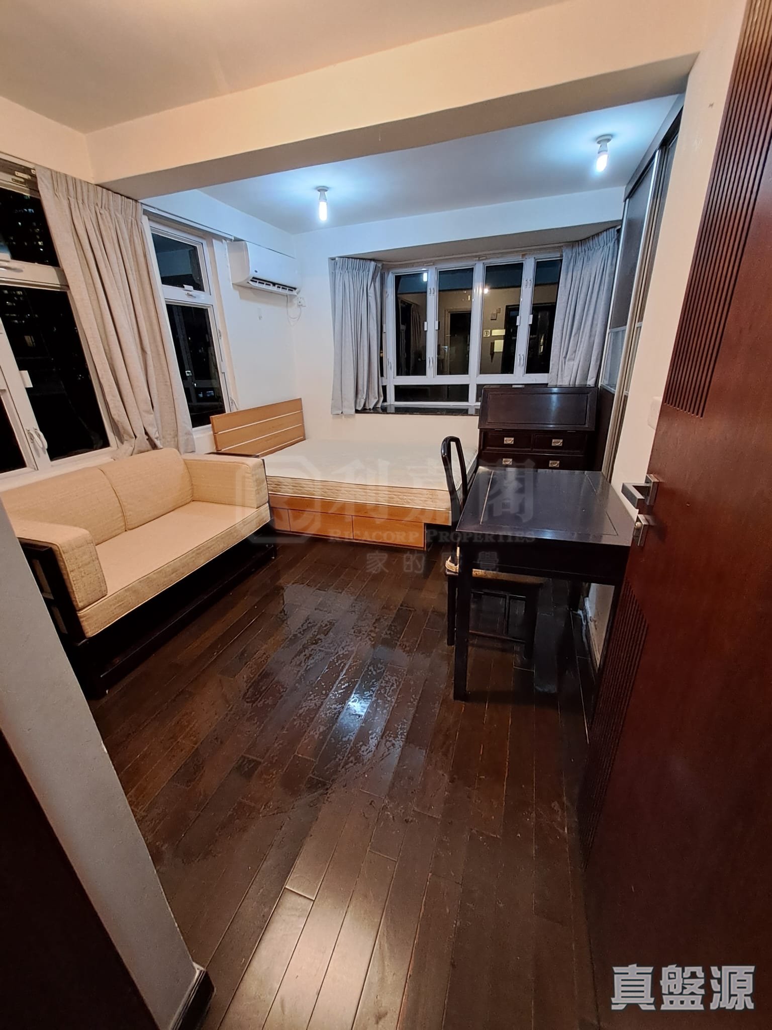 MING YUET BUILDING Very High Floor Zone Flat C North Point/North Point Mid-Levels