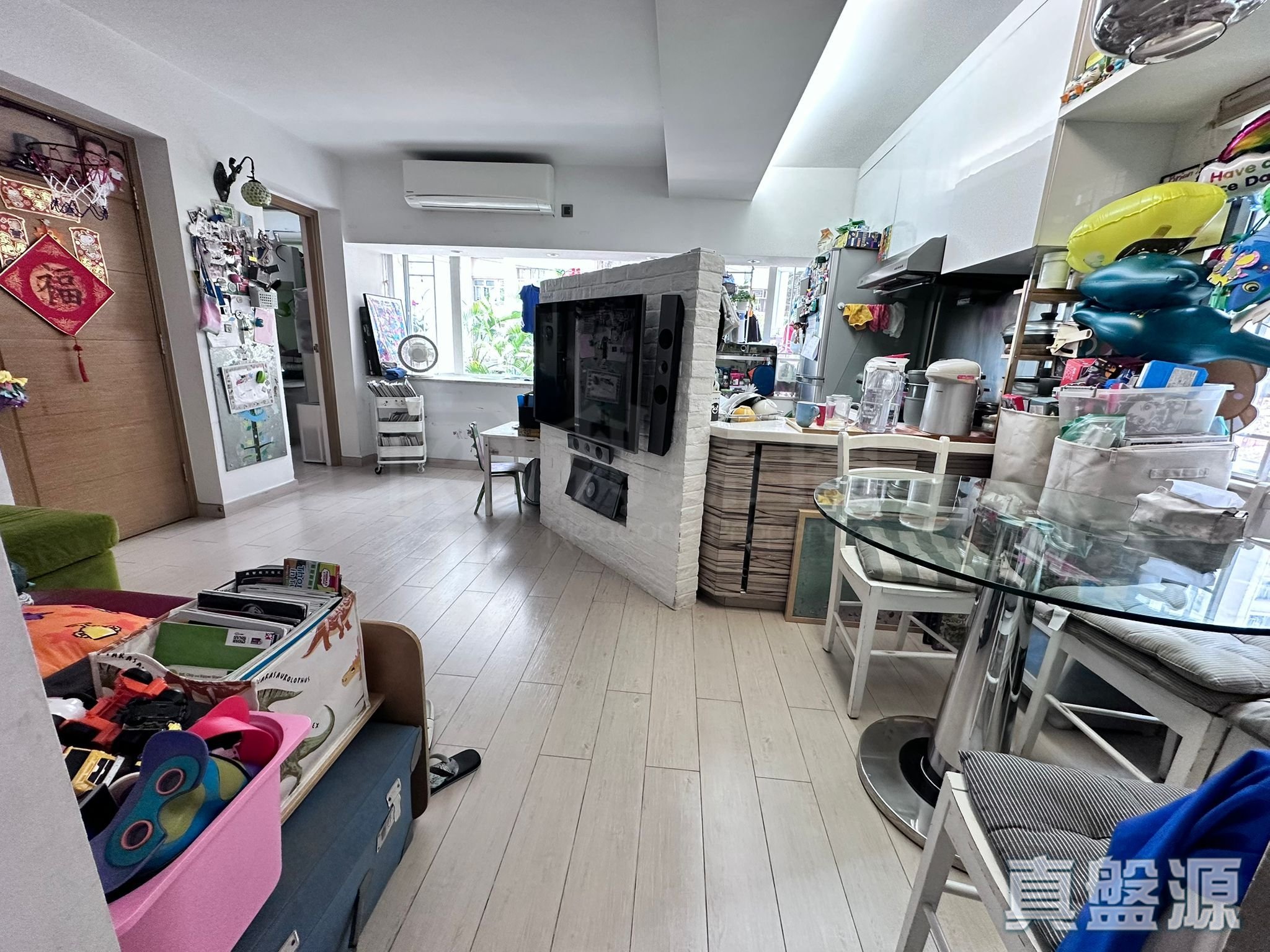 CHING WAH BUILDING Low Floor Zone North Point/North Point Mid-Levels