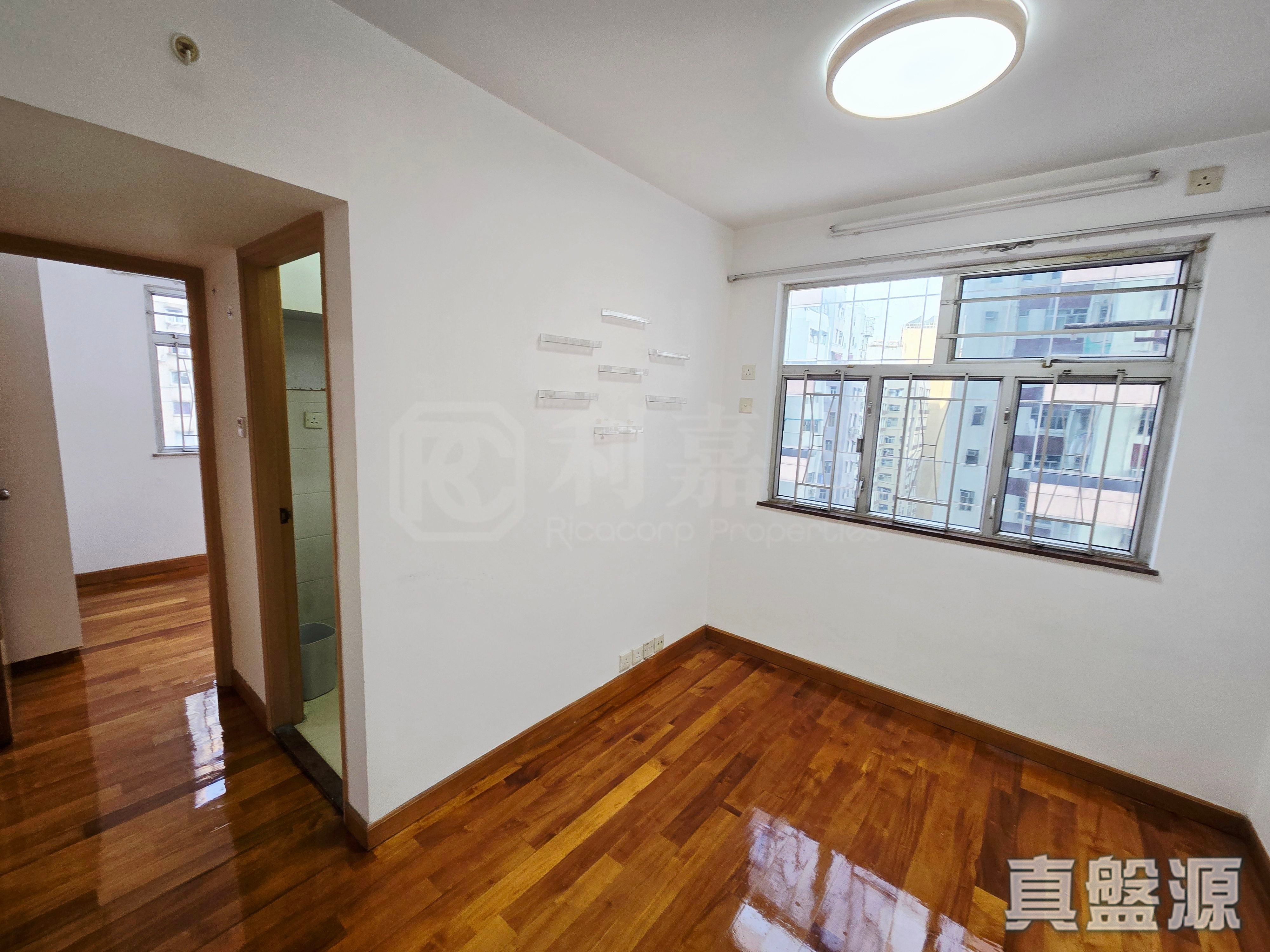 HEALTHY GARDENS BLOCK F High Floor Zone Flat 3 North Point/North Point Mid-Levels