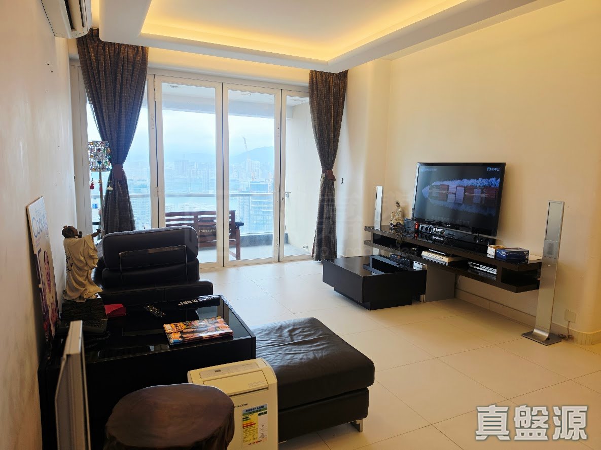 HANKING COURT High Floor Zone Flat C North Point/North Point Mid-Levels