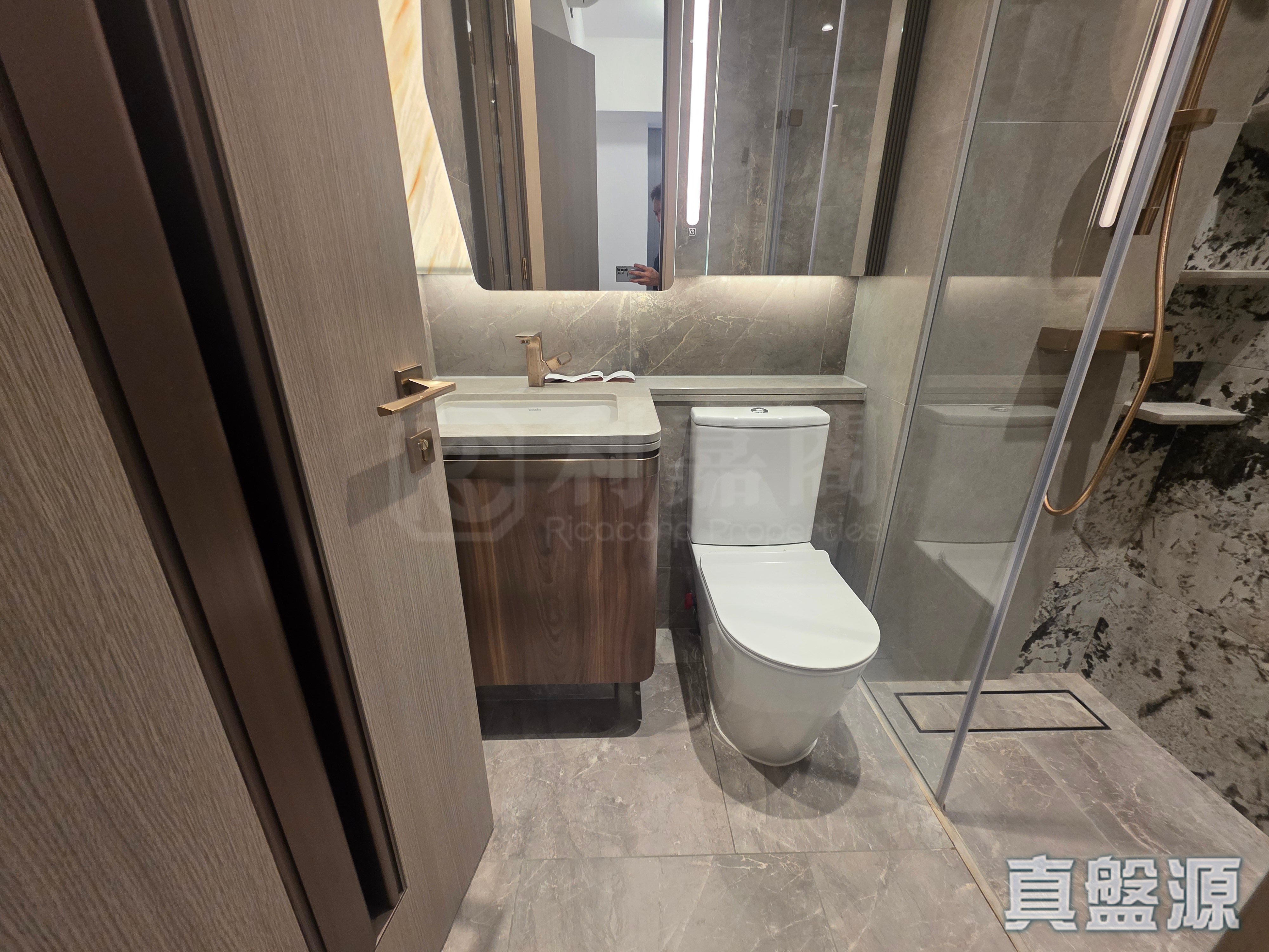 KT MARINA PHASE 1 - Tower 2c Low Floor Zone Flat H To Kwa Wan/Kowloon City/Kai Tak/San Po Kong