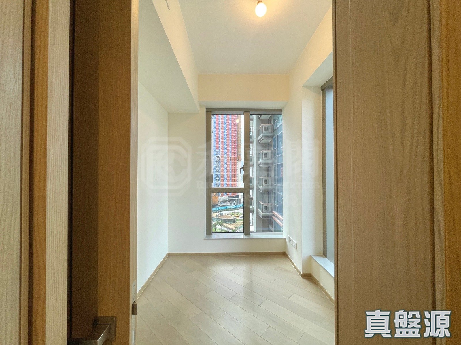 日出康城 11期C 凯柏峰 II 2座 (2A) 中层 E室 将军澳