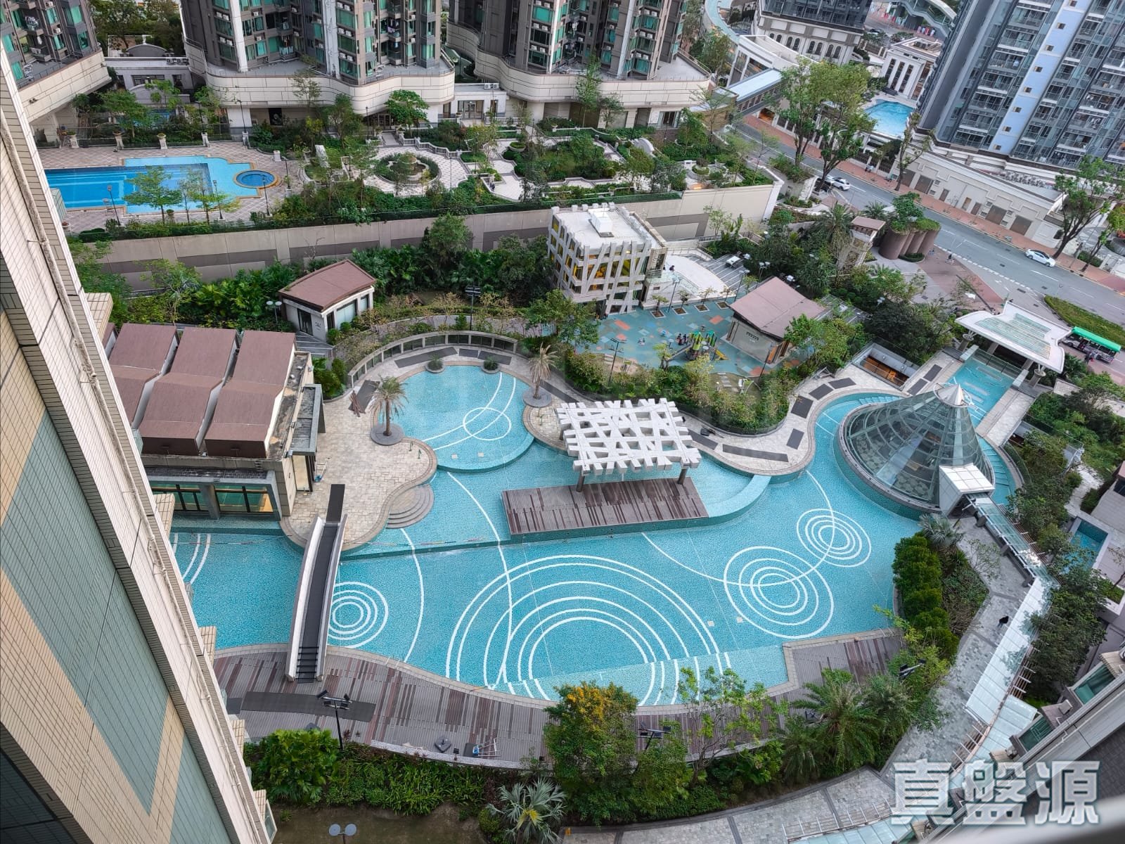 THE BEAUMOUNT PHASE 1 - Tower 3 Medium Floor Zone Flat H Tseung Kwan O