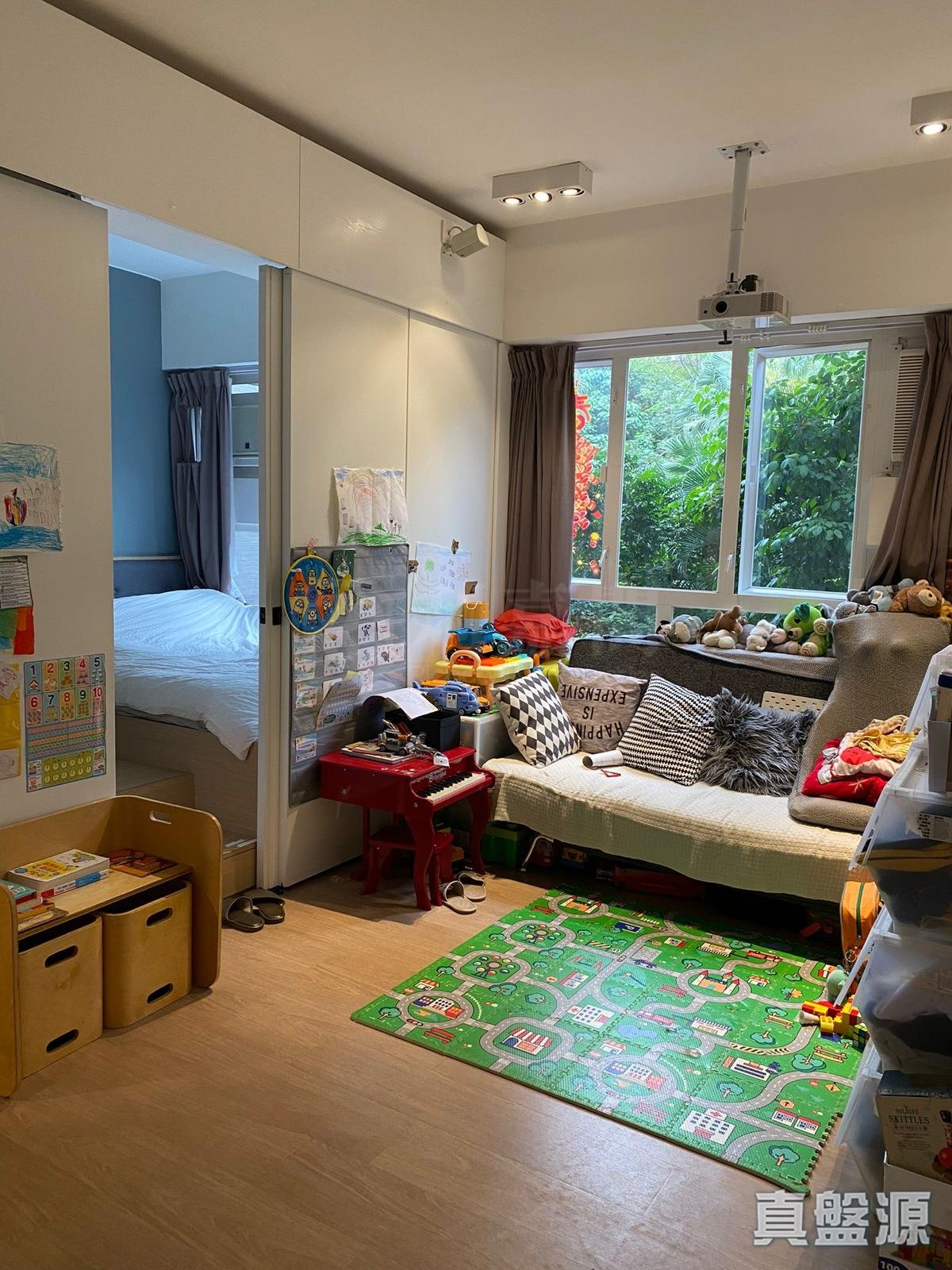 嘉寶大廈 中層 D室 九龍站/尖沙咀/佐敦