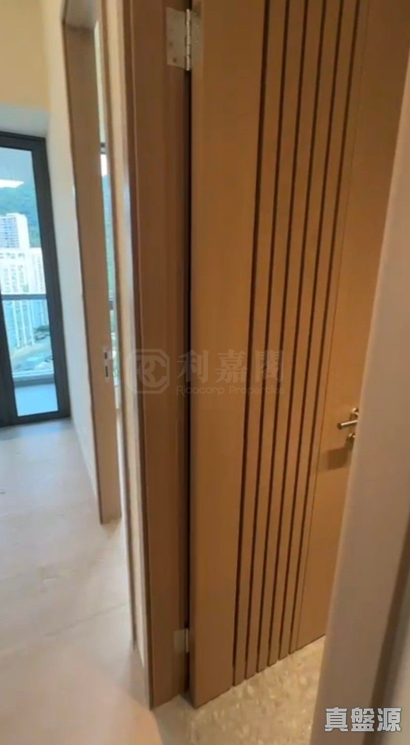 UNI RESIDENCE 高層 F室 大圍