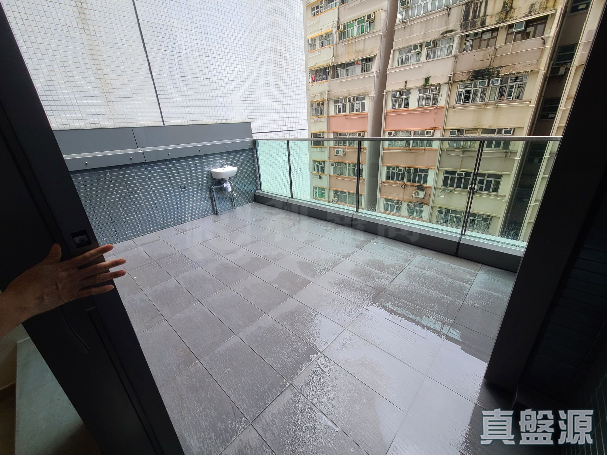 NOVUM WEST TOWER 2 Low Floor Zone Flat F Central/Sheung Wan/Western District