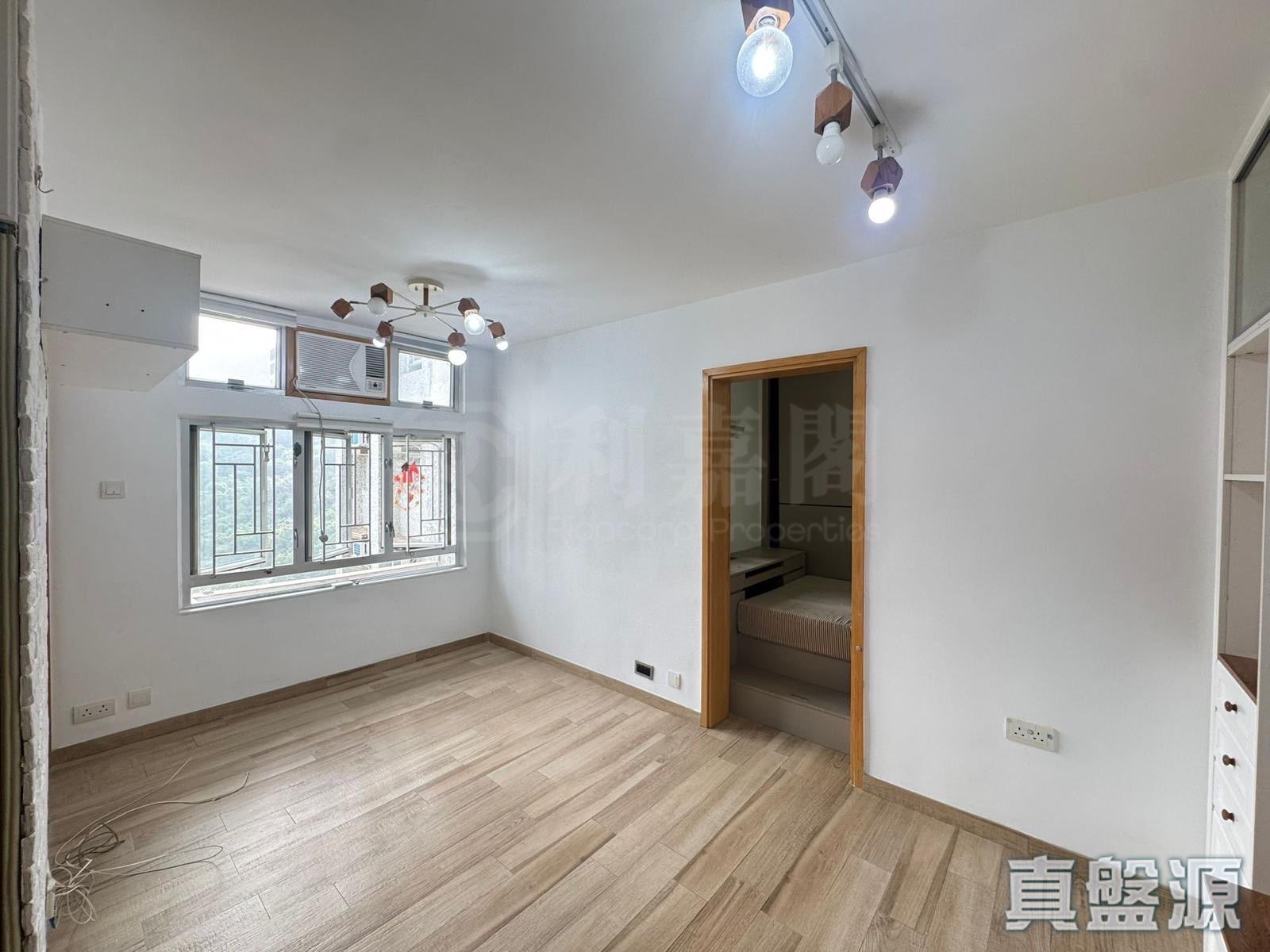 青华苑 华欣阁 (E座) 极高层 05室 青衣