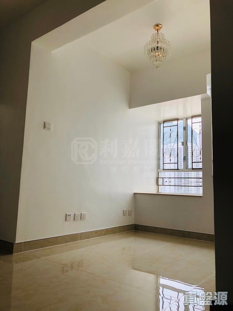 新光中心 2座 中层 A室 九龙湾/牛池湾/钻石山/黄大仙