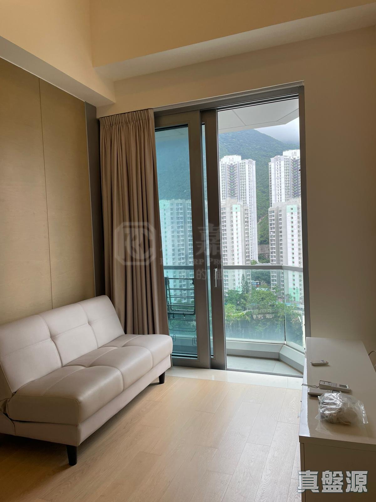 ISLAND RESIDENCE 極高層 E室 西灣河/筲箕灣