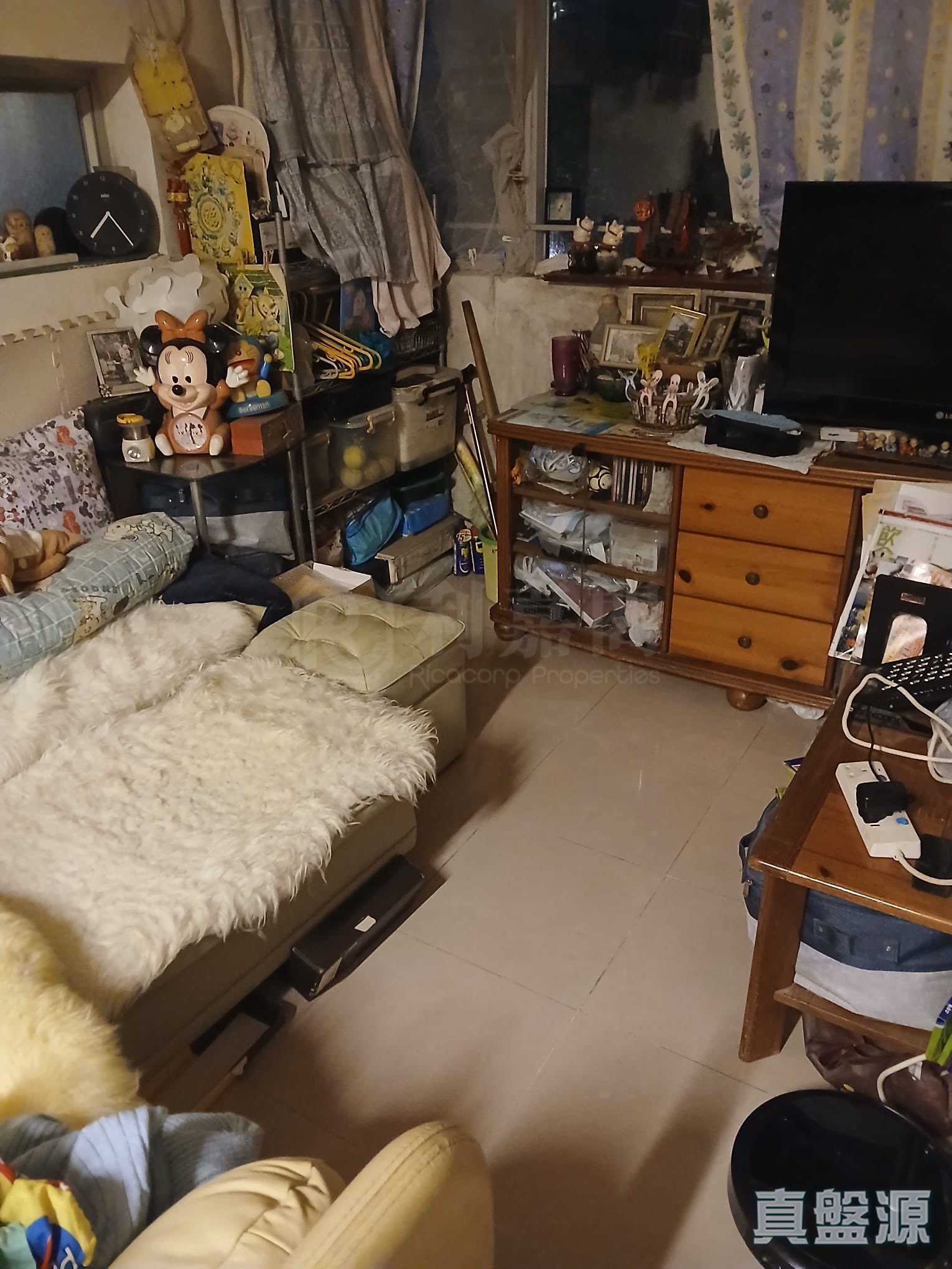 BROADVIEW COURT BLOCK 4 Low Floor Zone Flat B Wong Chuk Hang/Sham Wan