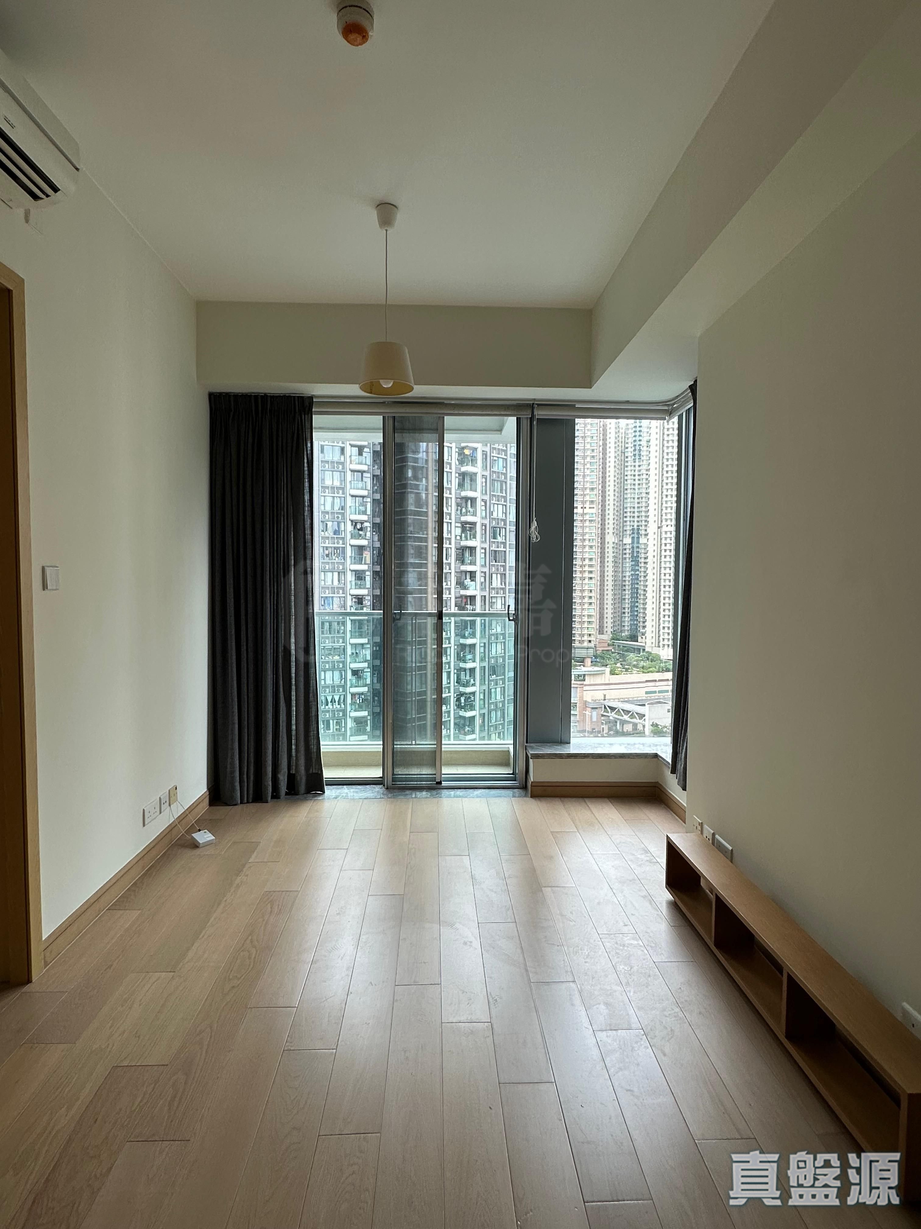 THE PARKSIDE 3座 高層 F室 將軍澳