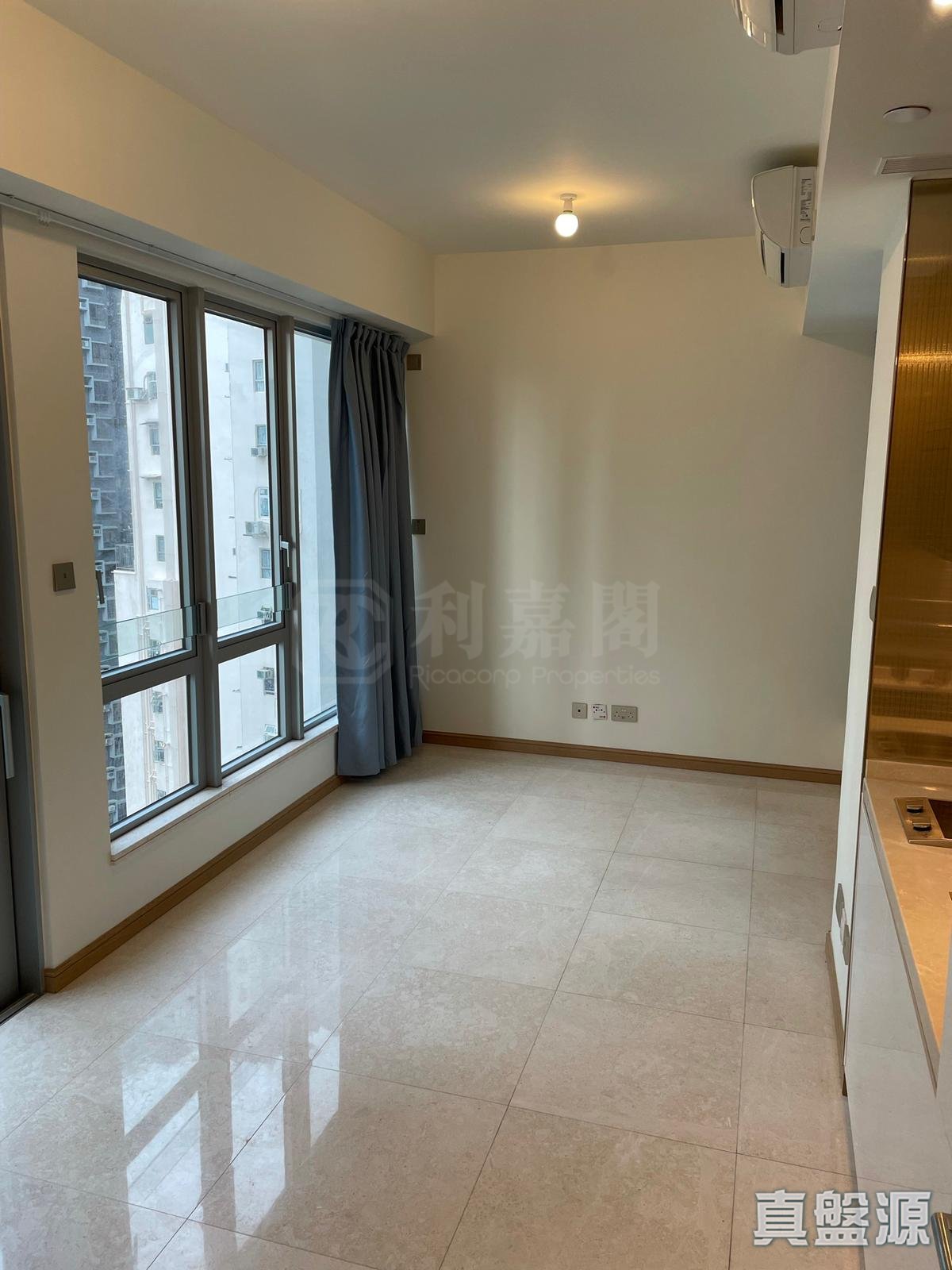 薄扶林道63号 2座 (EMERALD HOUSE) 中层 A室 西半山