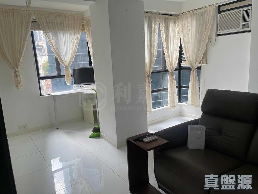 LILIAN COURT Medium Floor Zone Central/Sheung Wan/Western District