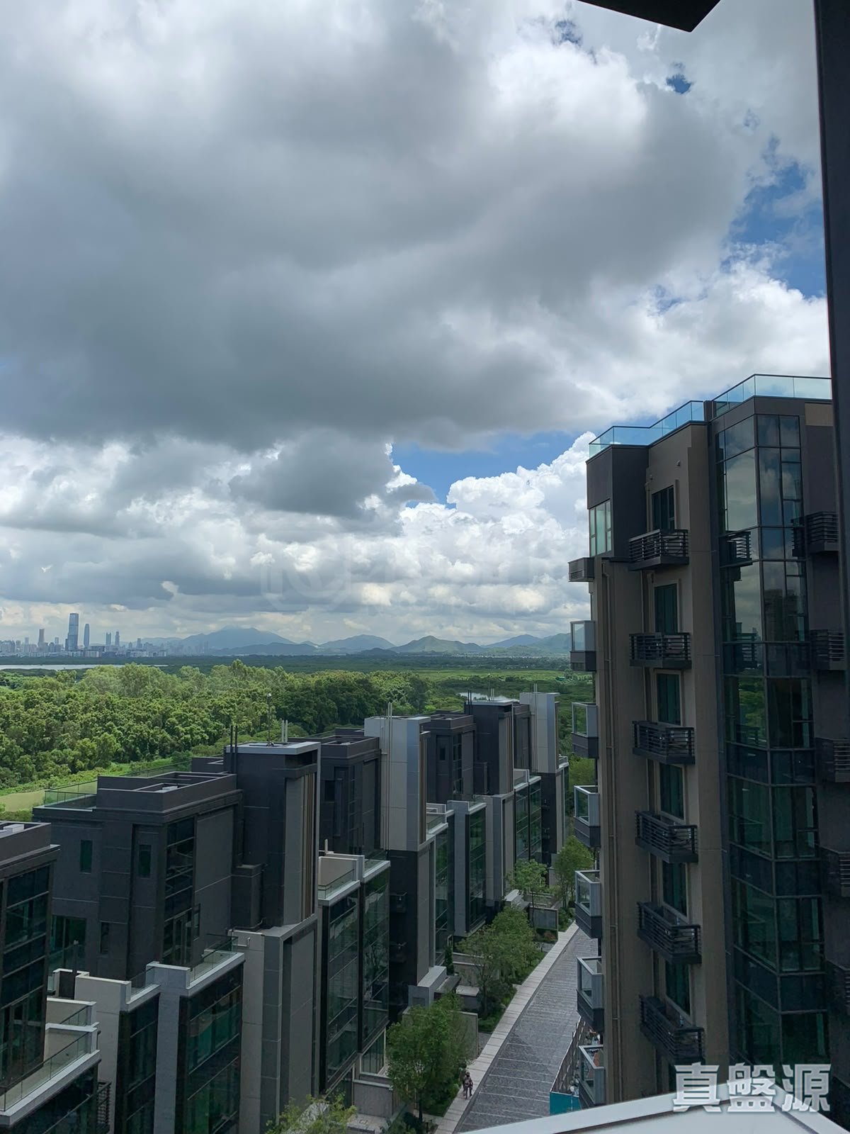 WETLAND SEASONS BAY PHASE 2 - Tower 1a Very High Floor Zone Flat B1 Tin Shui Wai