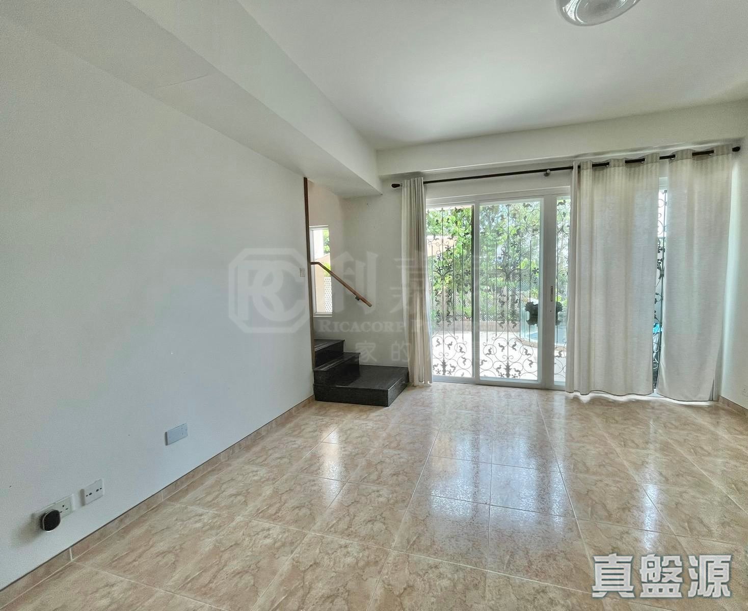 SEASONS PALACE Yuen Long