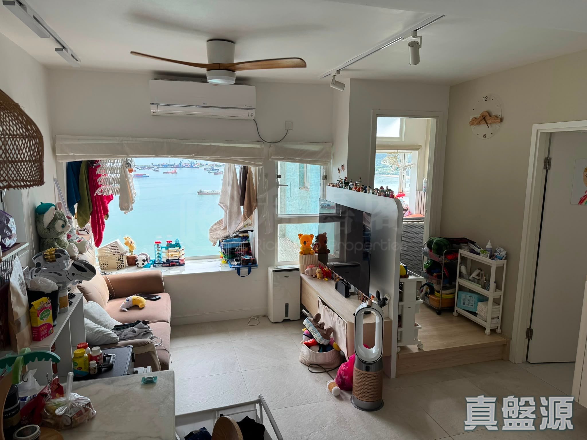 MIAMI BEACH TOWERS TOWER 6 High Floor Zone Flat C Tuen Mun