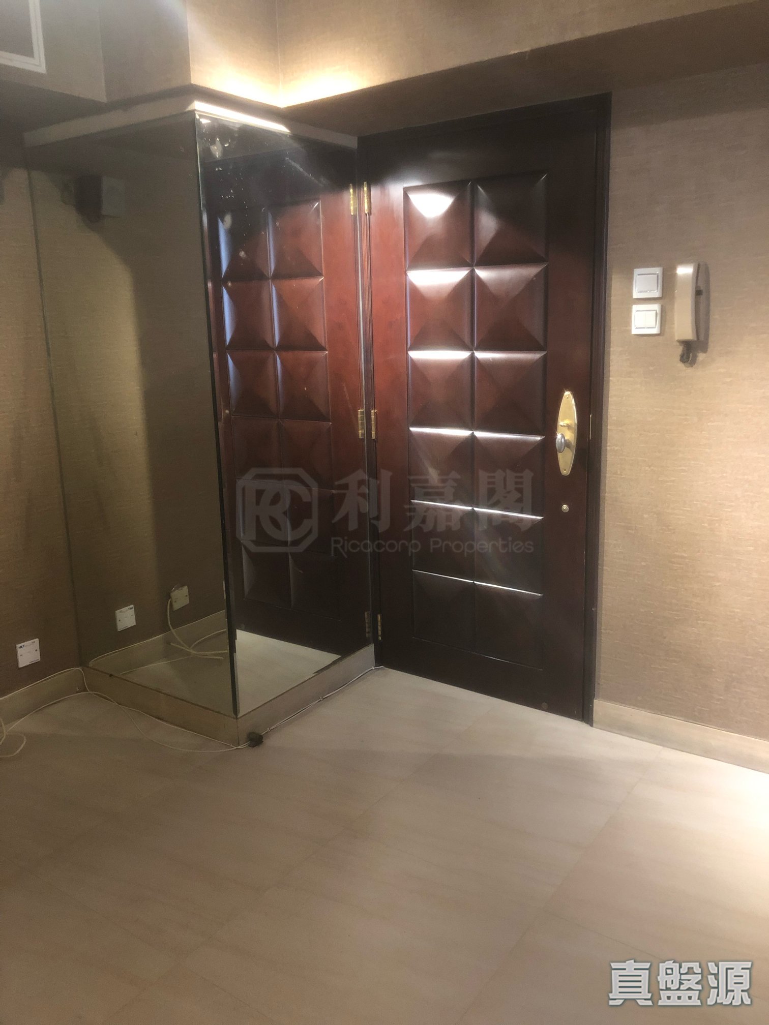 俊文楼 中层 B室 北角/北角半山