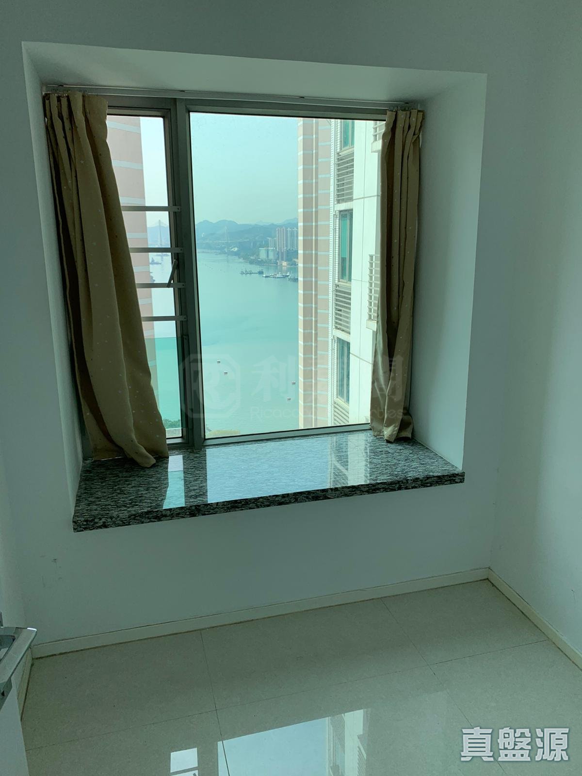 環宇海灣 6座 高層 E室 荃灣