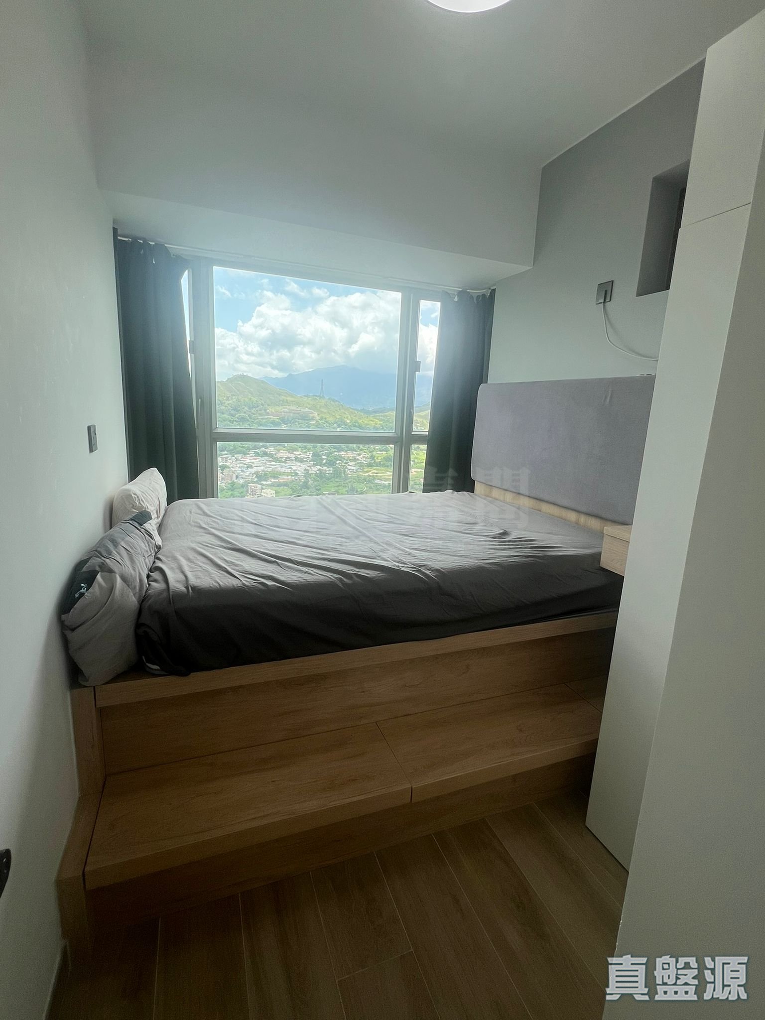 YOHO TOWN PHASE 1 - Block 5 Very High Floor Zone Flat F Yuen Long