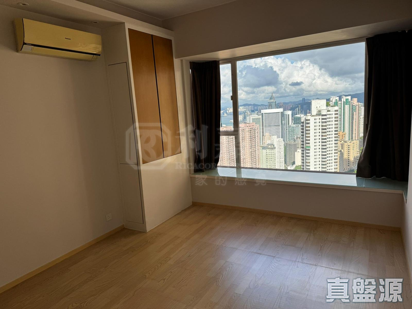 蔚皇居 極高層 C室 中半山