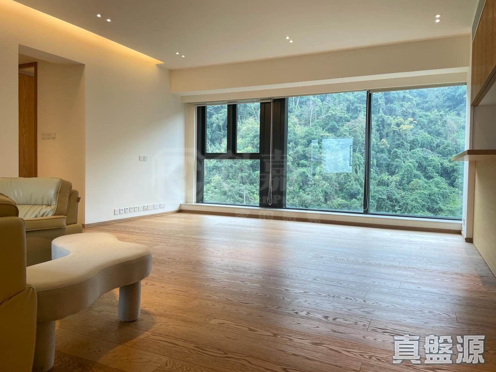 騰皇居 II 高層 C室 中半山