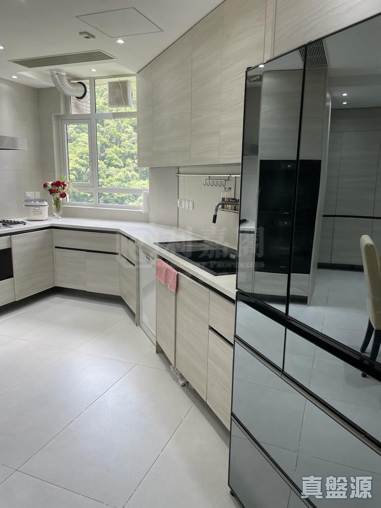 地利根德阁 2座 高层 A室 中半山